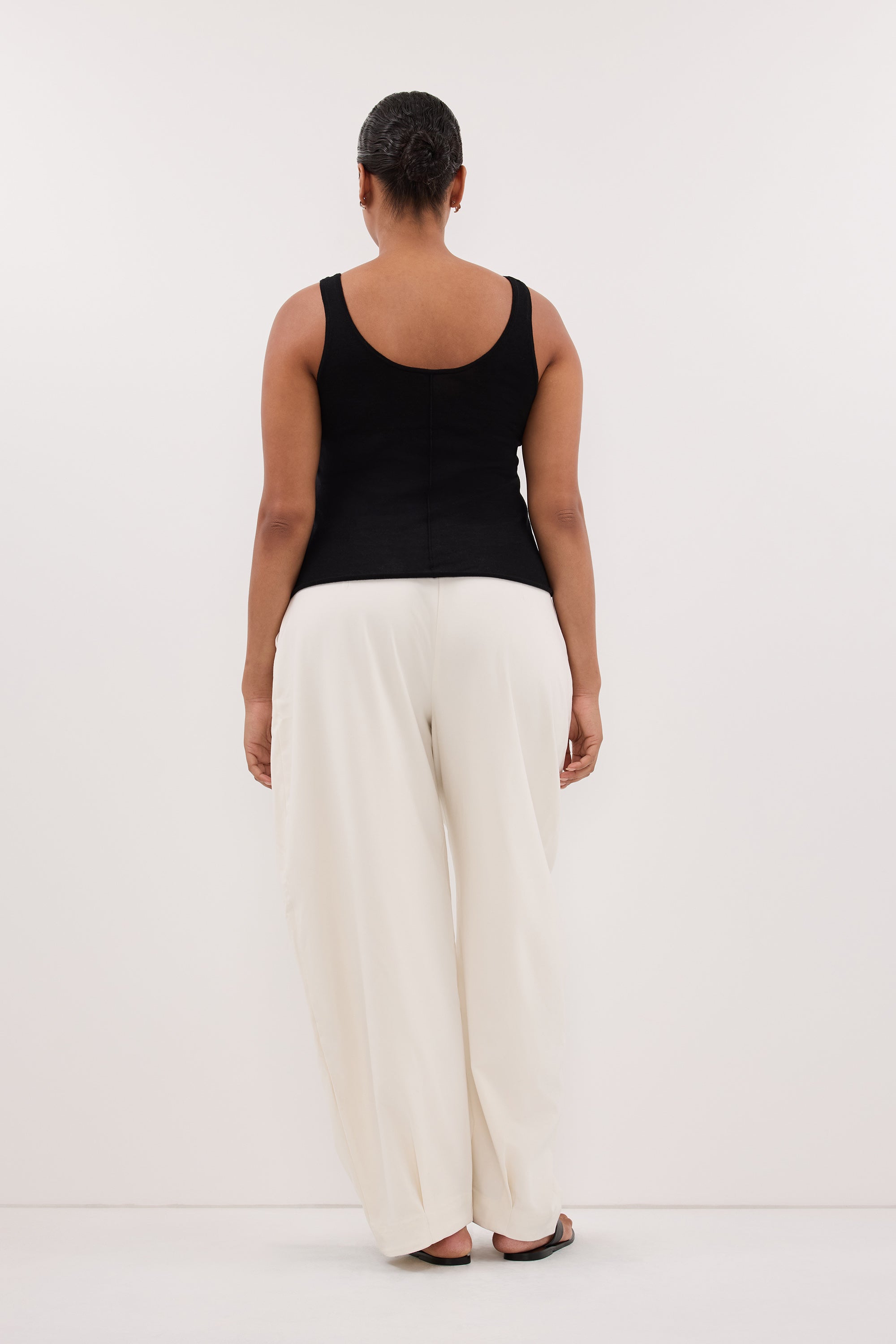 ROMY CREAM BARREL LEG TAILORED PANT