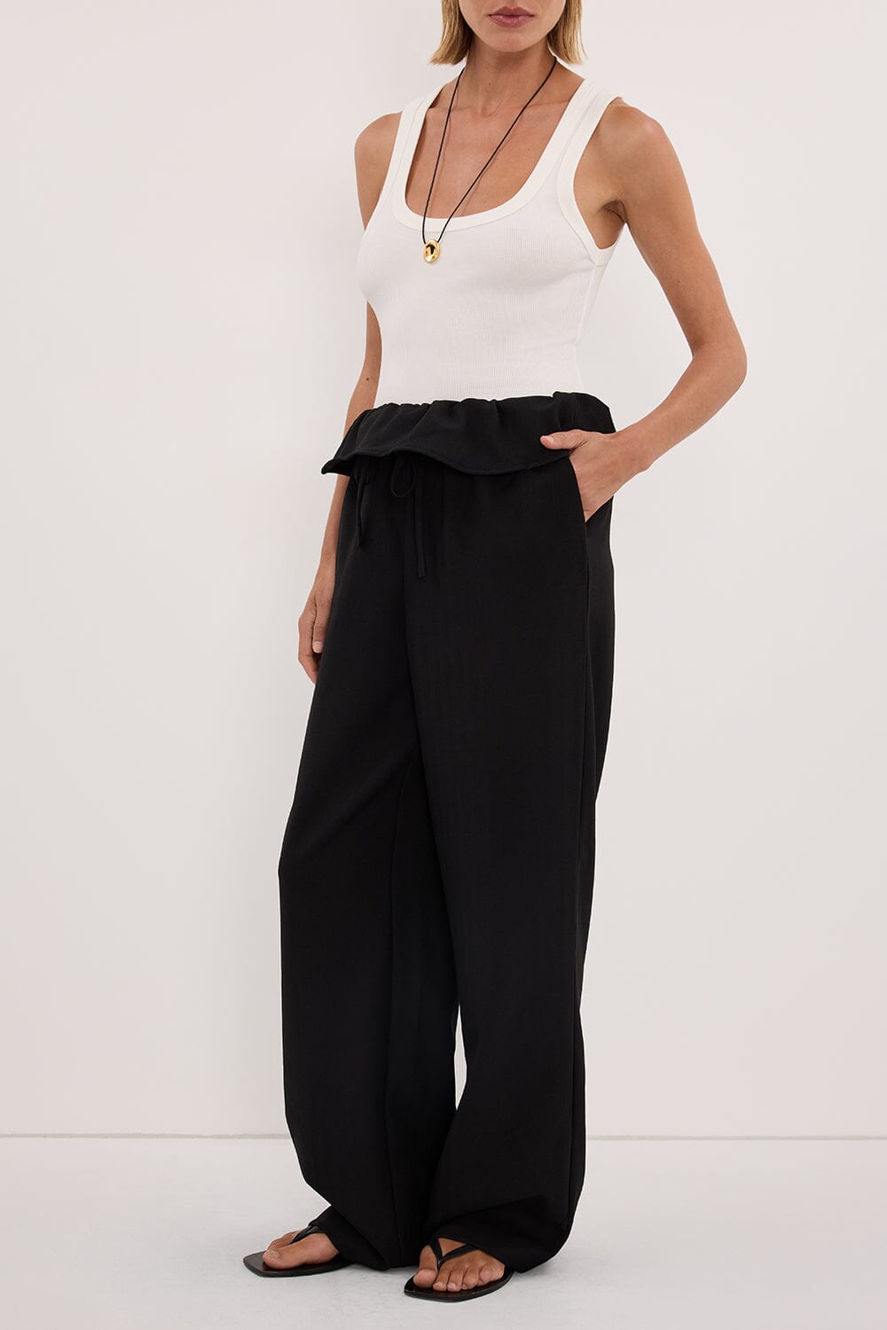 BENTLEE BLACK COTTON FISHERMAN PANT