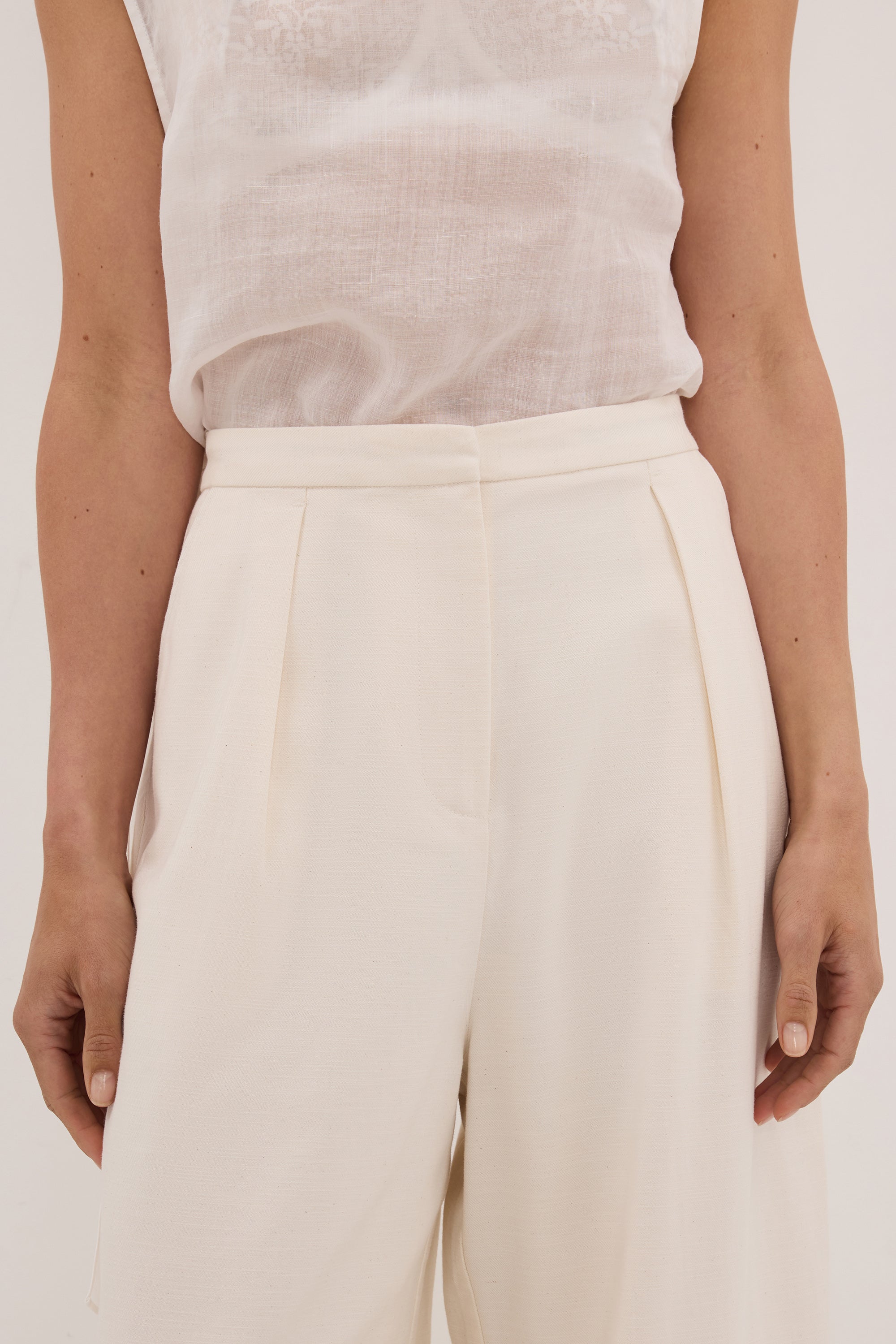 CAMILLE CREAM TWILL BARREL LEG PANT
