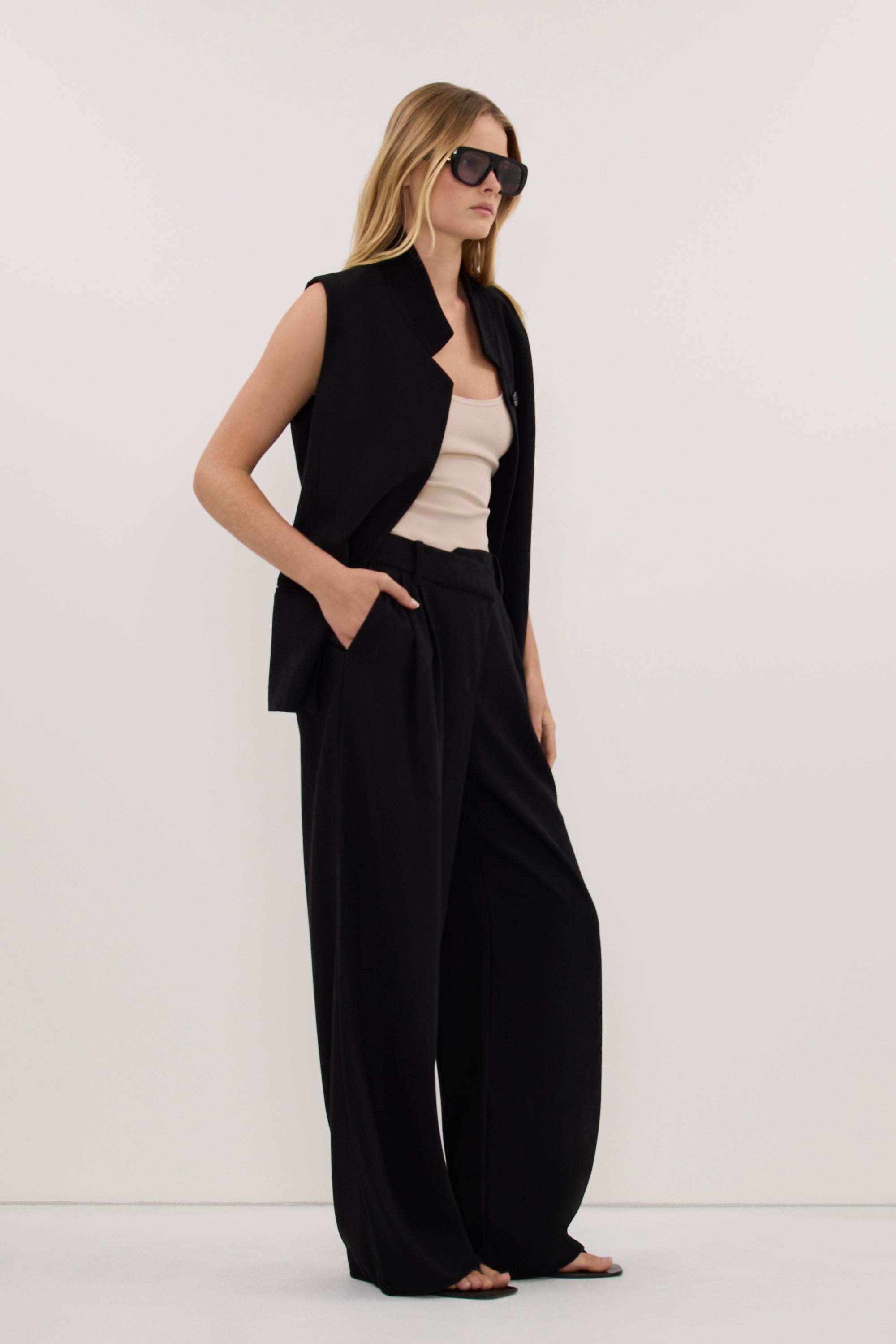 VIDA BLACK ASYM WAISTBAND PANT