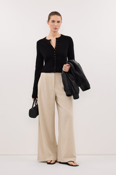 Stas wearing KENDALL OAT WIDE LEG PANT
