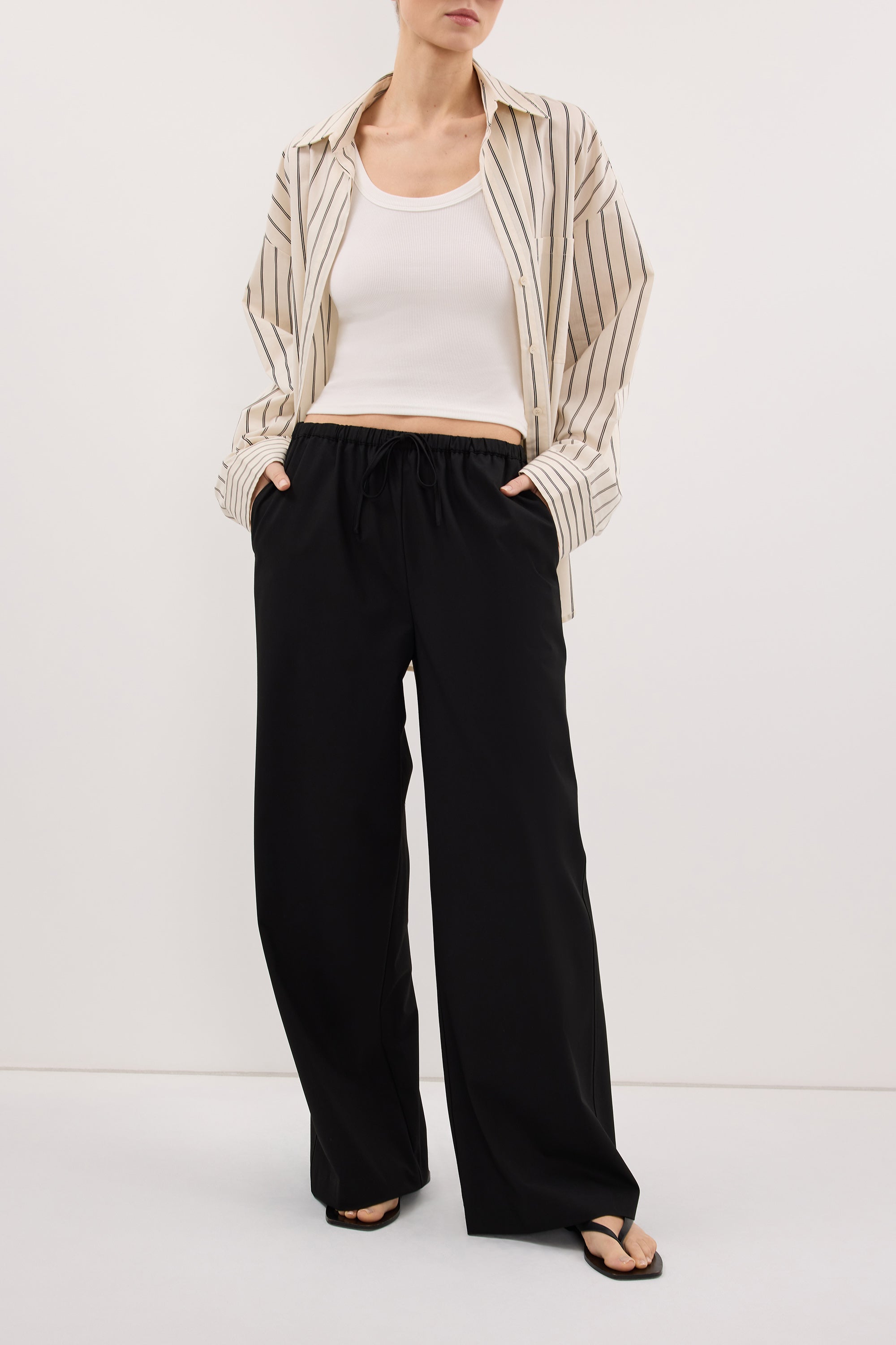 VIANNA BLACK ELASTICATED DRAWSTRING PANT