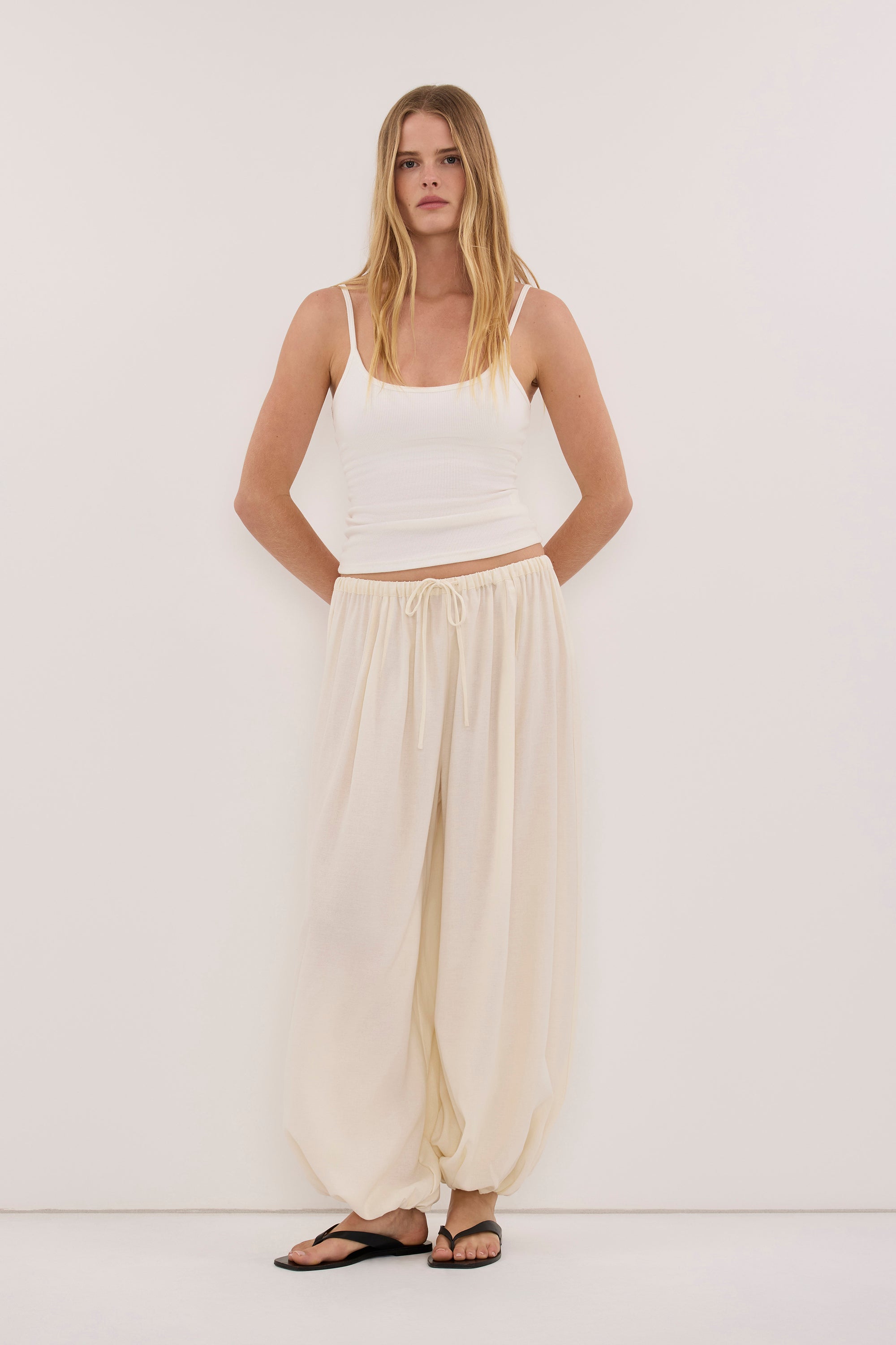 CALIA CREAM BALLOON PANT