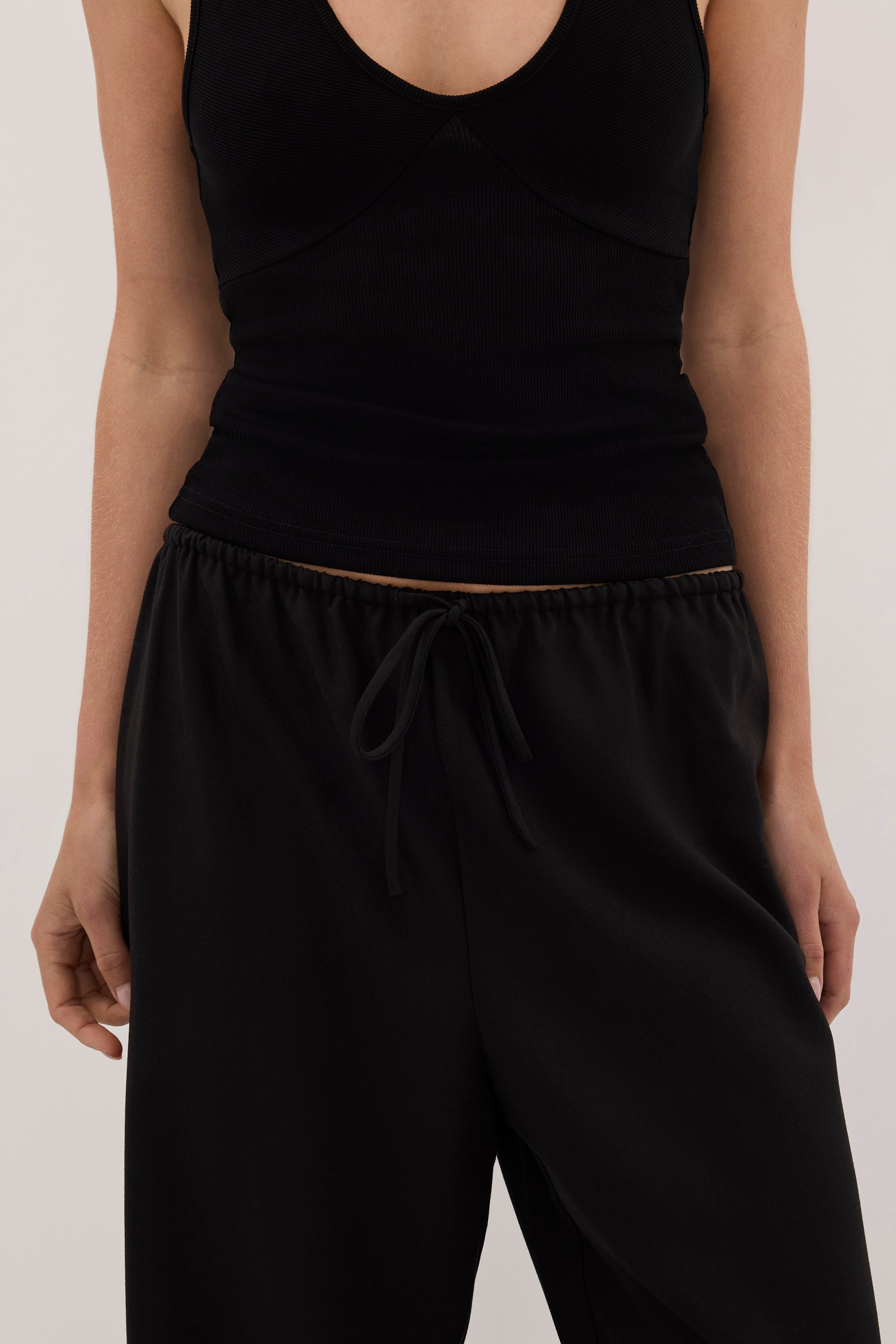 KENDALL BLACK ELASTICATED PANT
