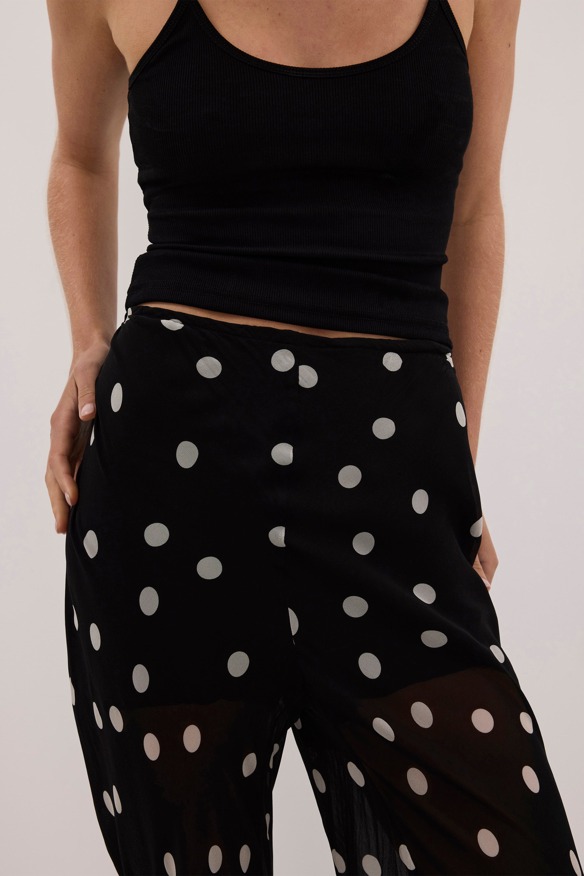 CECILE BLACK SPOT PRINT PANT 