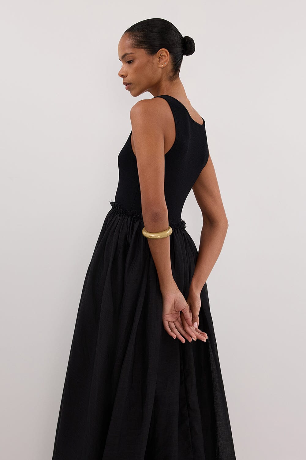 APRIL BLACK KNIT/RAMIE MIDI DRESS Clothing DISSH Boutiques 