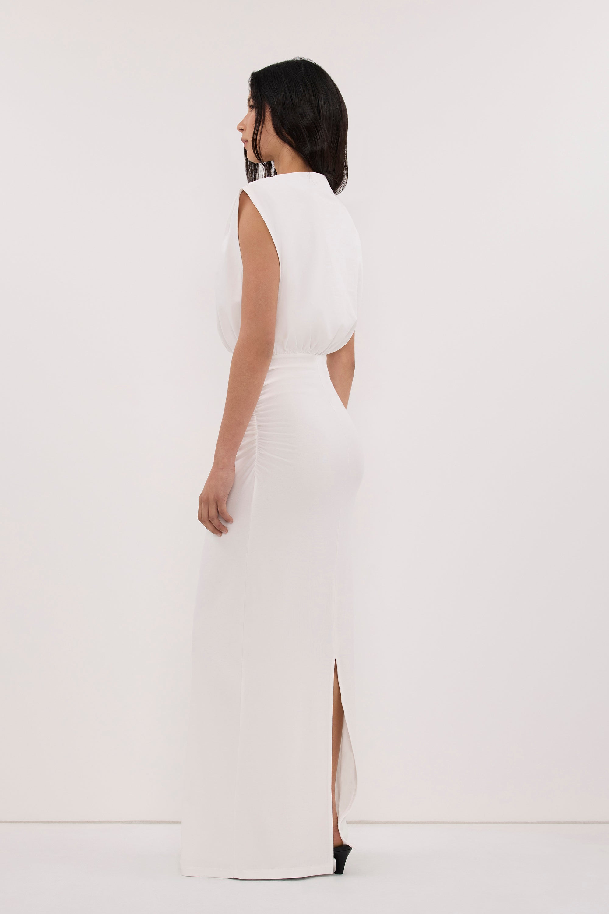 LIORA WHITE SLEEVELESS MAXI DRESS
