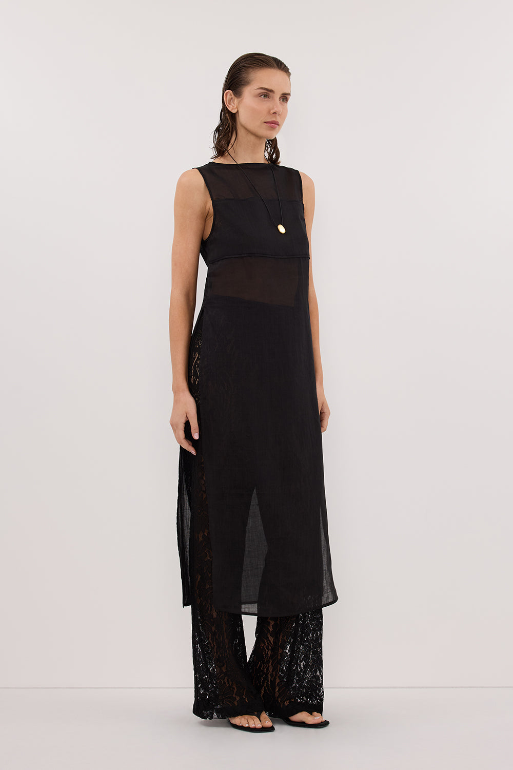KAI BLACK SLEEVELESS RAMIE TUNIC TOP