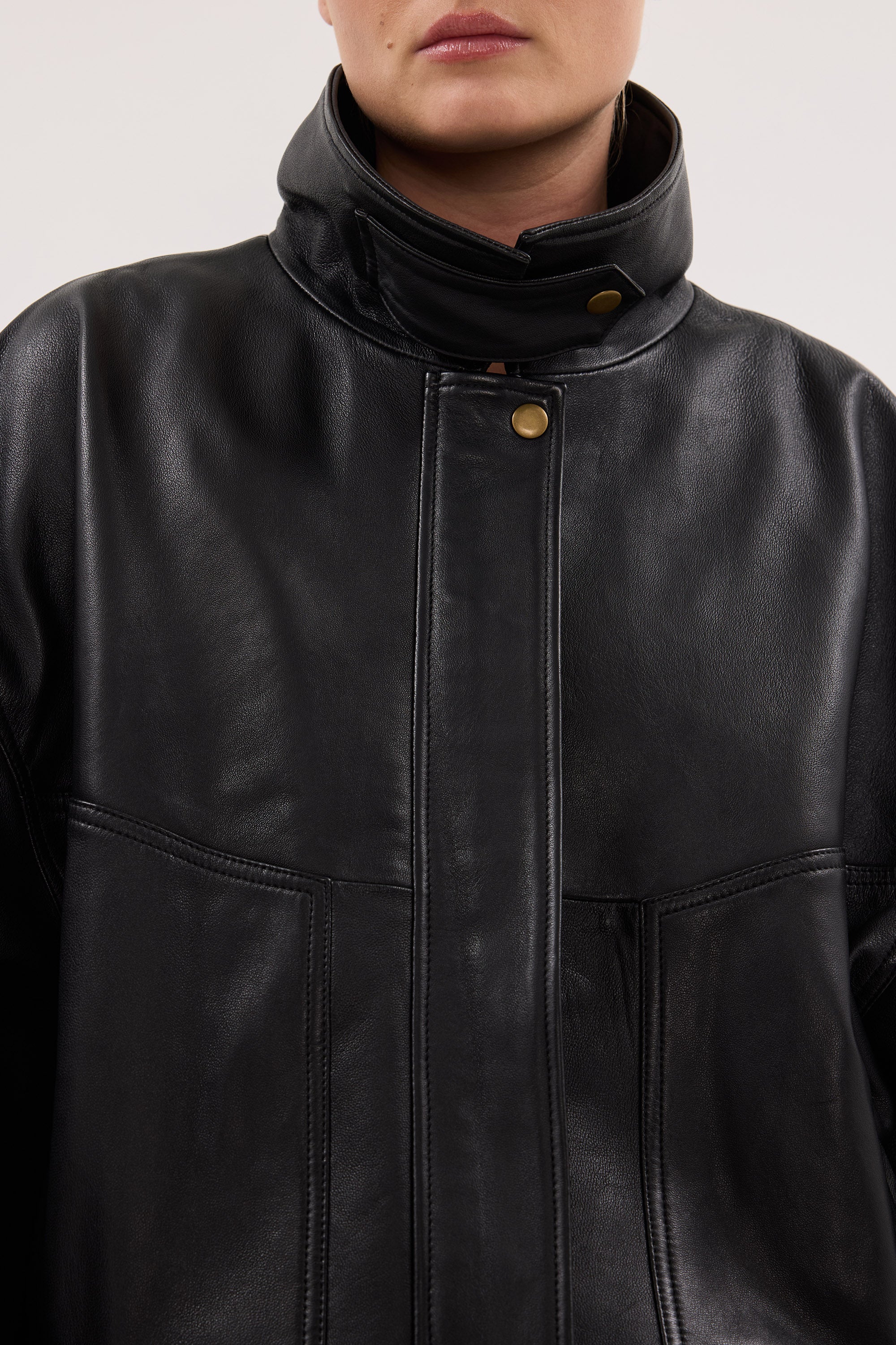 SERIN BLACK LEATHER BOMBER JACKET