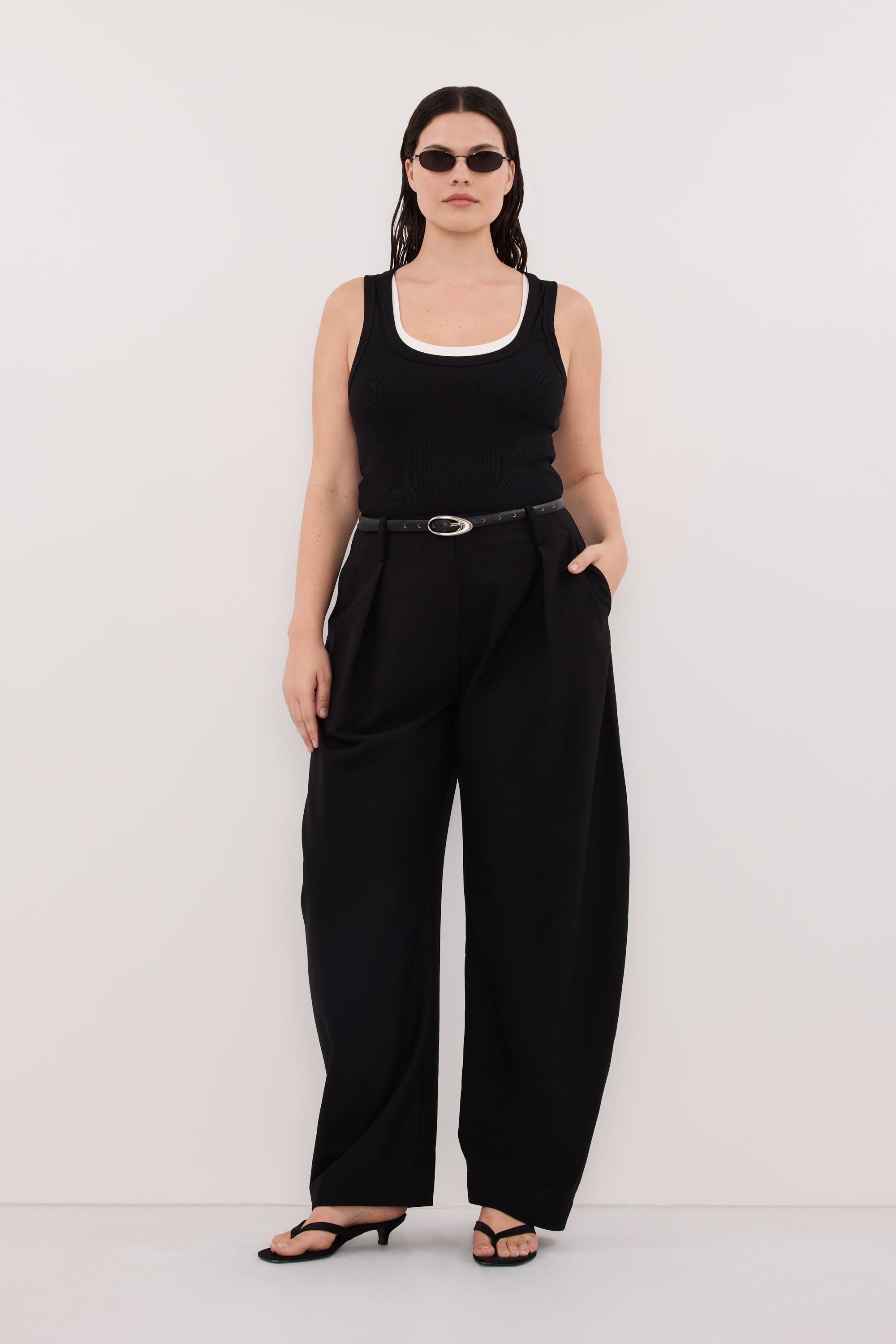 CLARA BLACK SCOOP NECK TANK TOP
