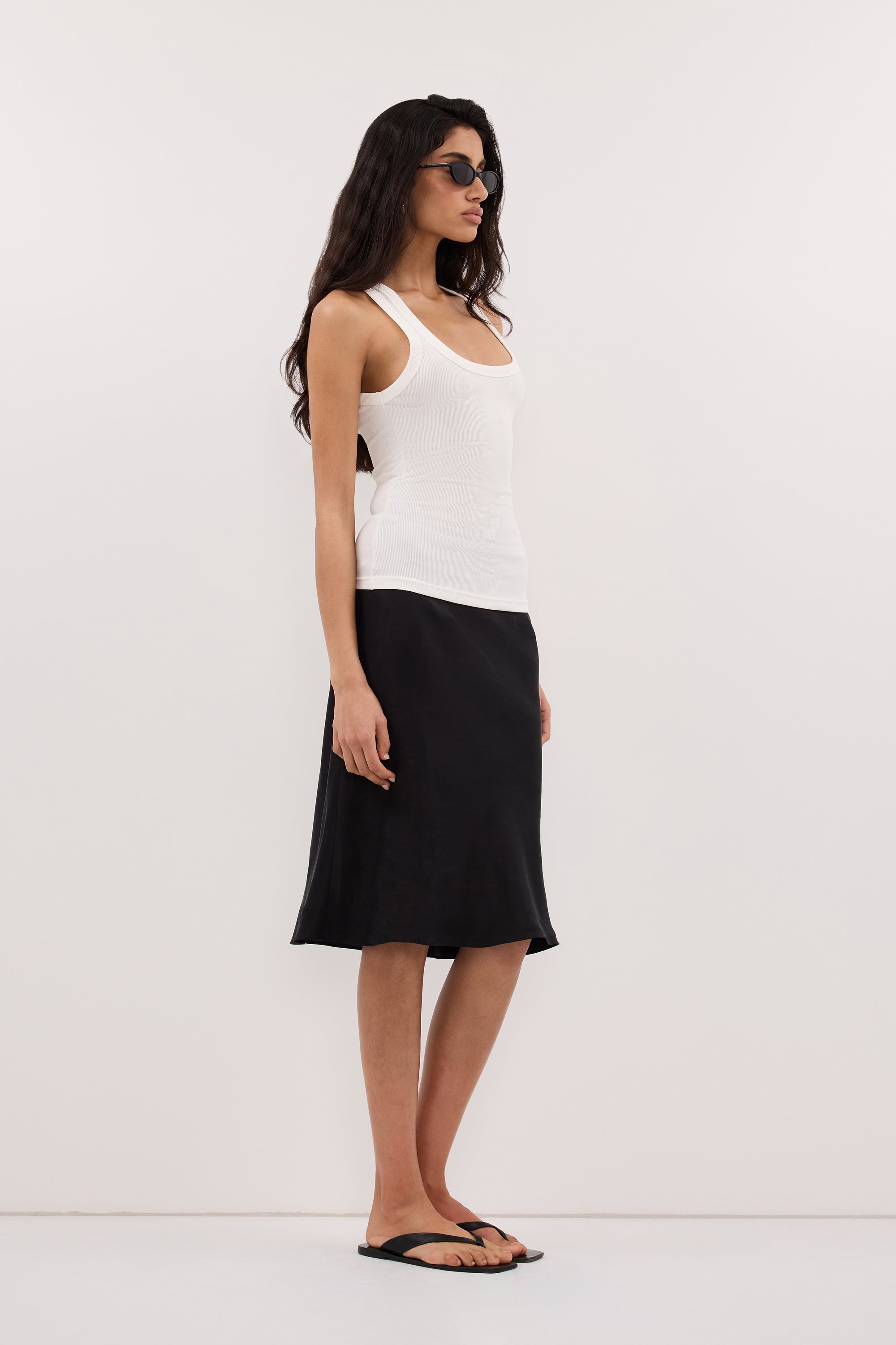 CLARA OFF WHITE SCOOP NECK TANK TOP