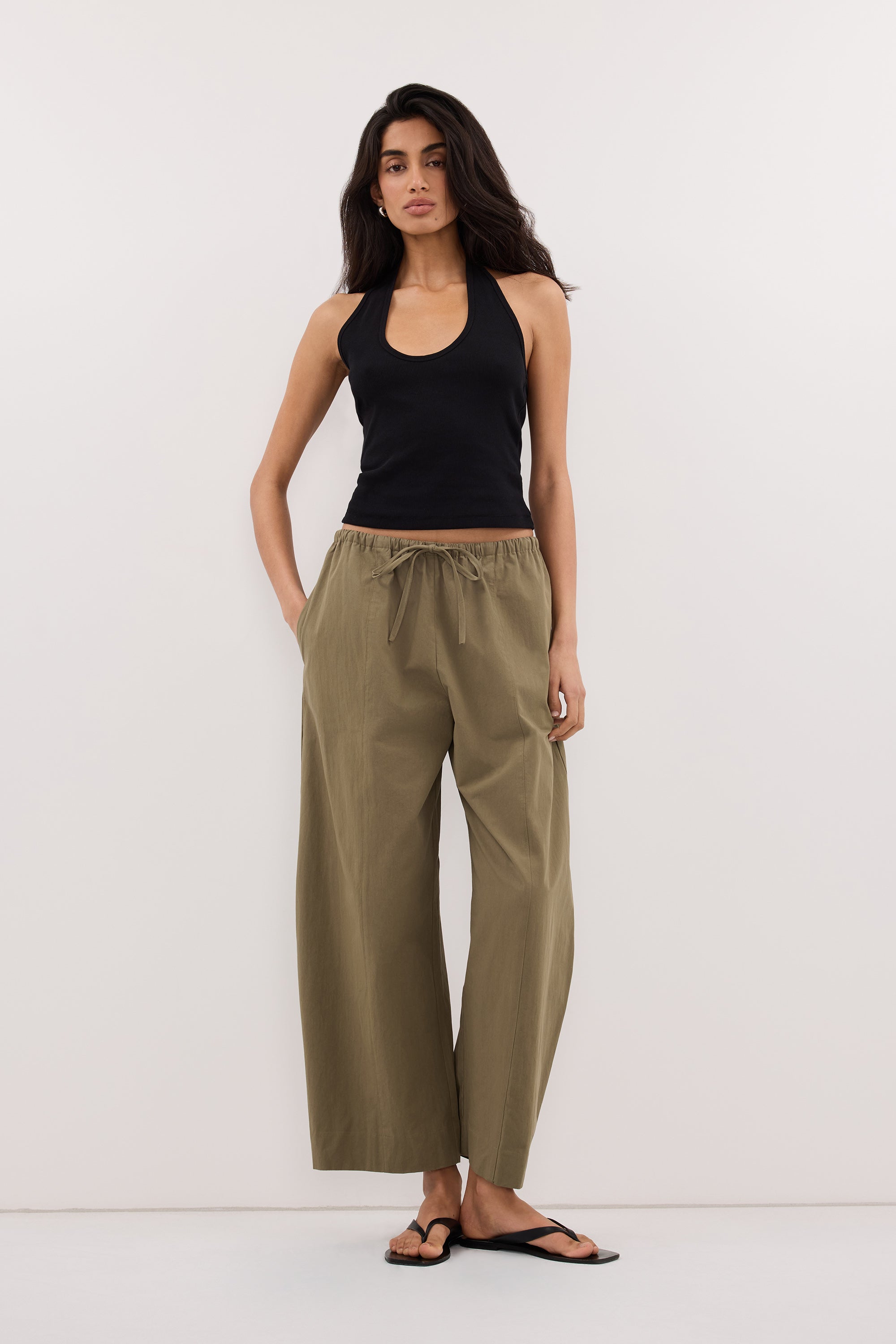 HARLAN BLACK KNIT HALTER TOP