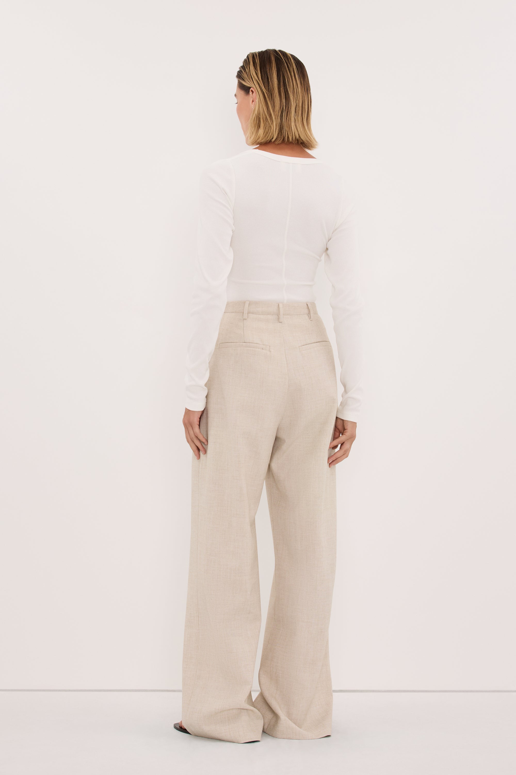 YASMIN OFF WHITE LONG SLEEVE KNIT TOP