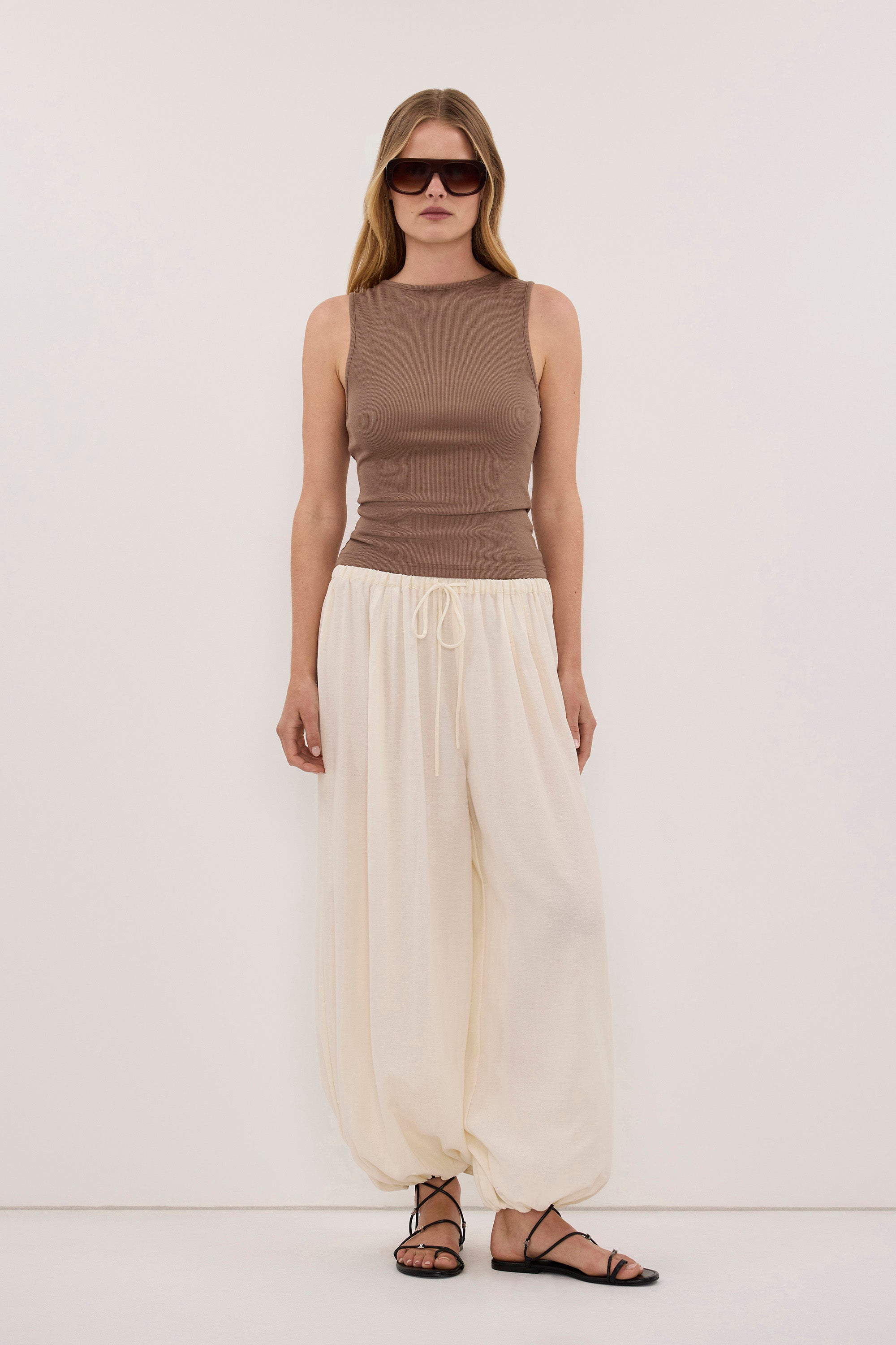 AMARA MUSHROOM BOAT NECK KNIT TANK