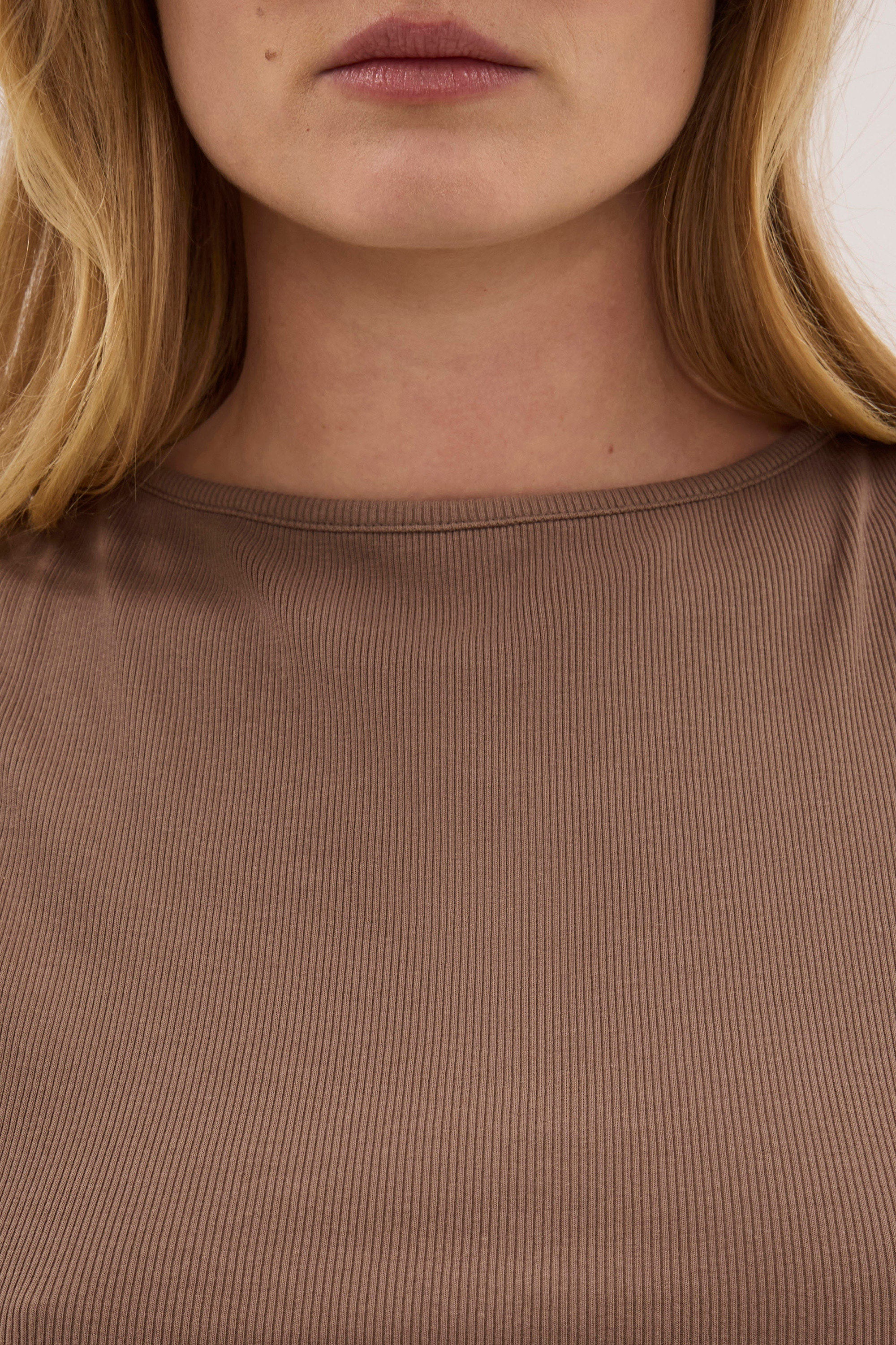 AMARA MUSHROOM BOAT NECK KNIT TANK