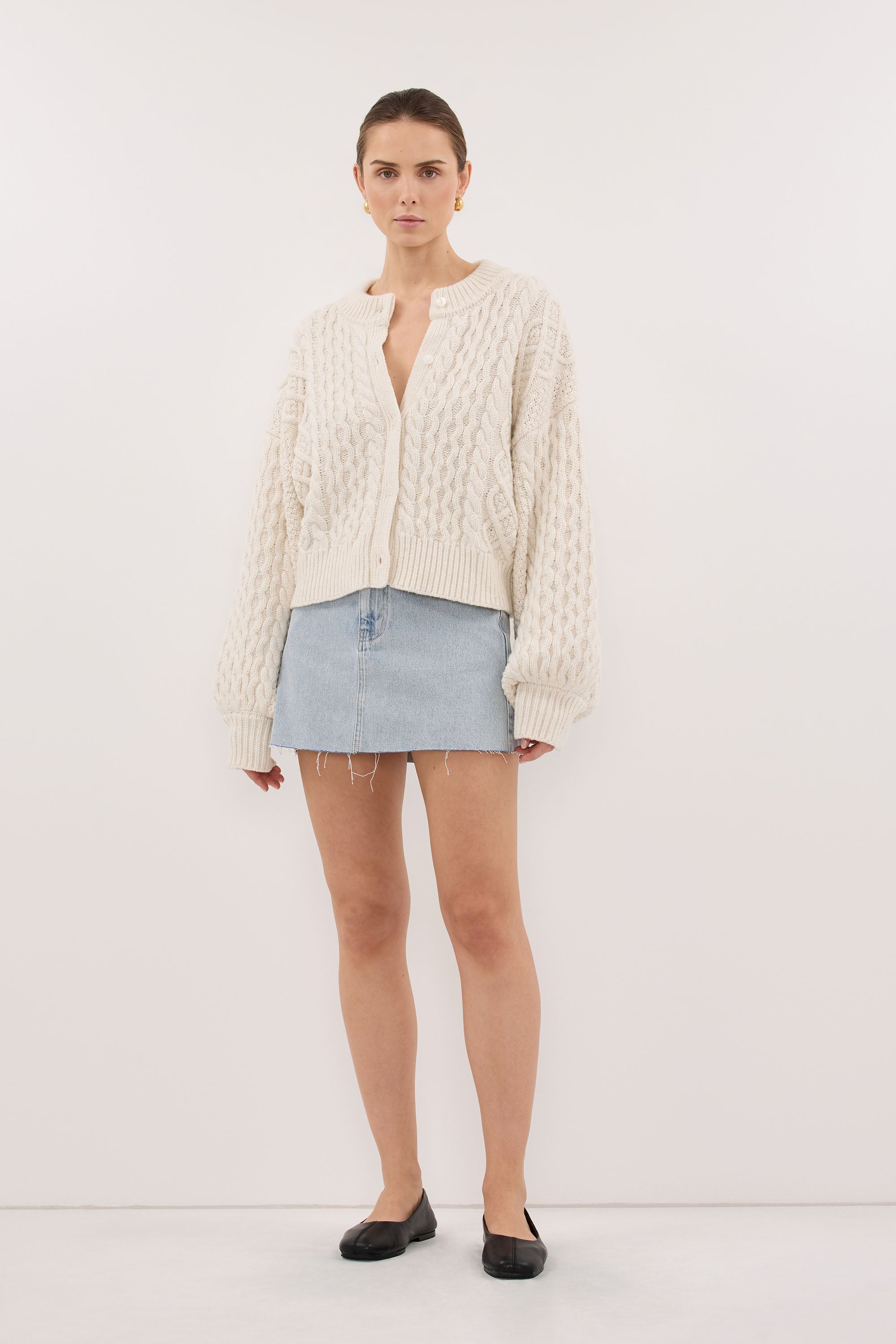DANA LIGHT RINSE DENIM MINI SKIRT
