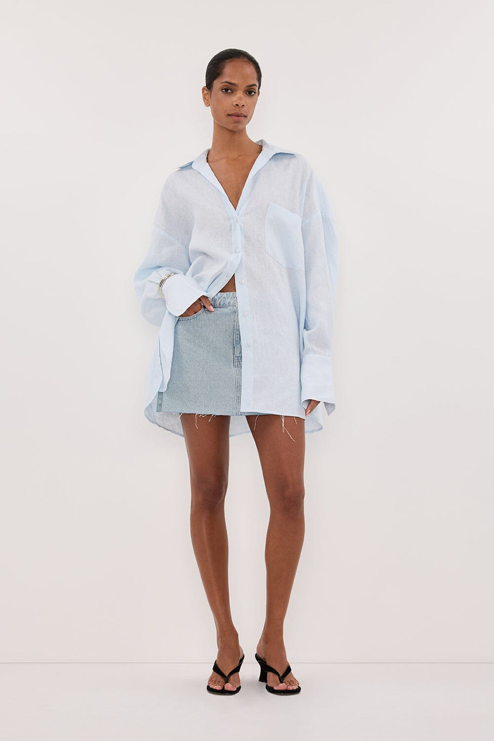 DANA LIGHT RINSE DENIM MINI SKIRT Clothing DISSH Boutiques 4 LIGHT RINSE 