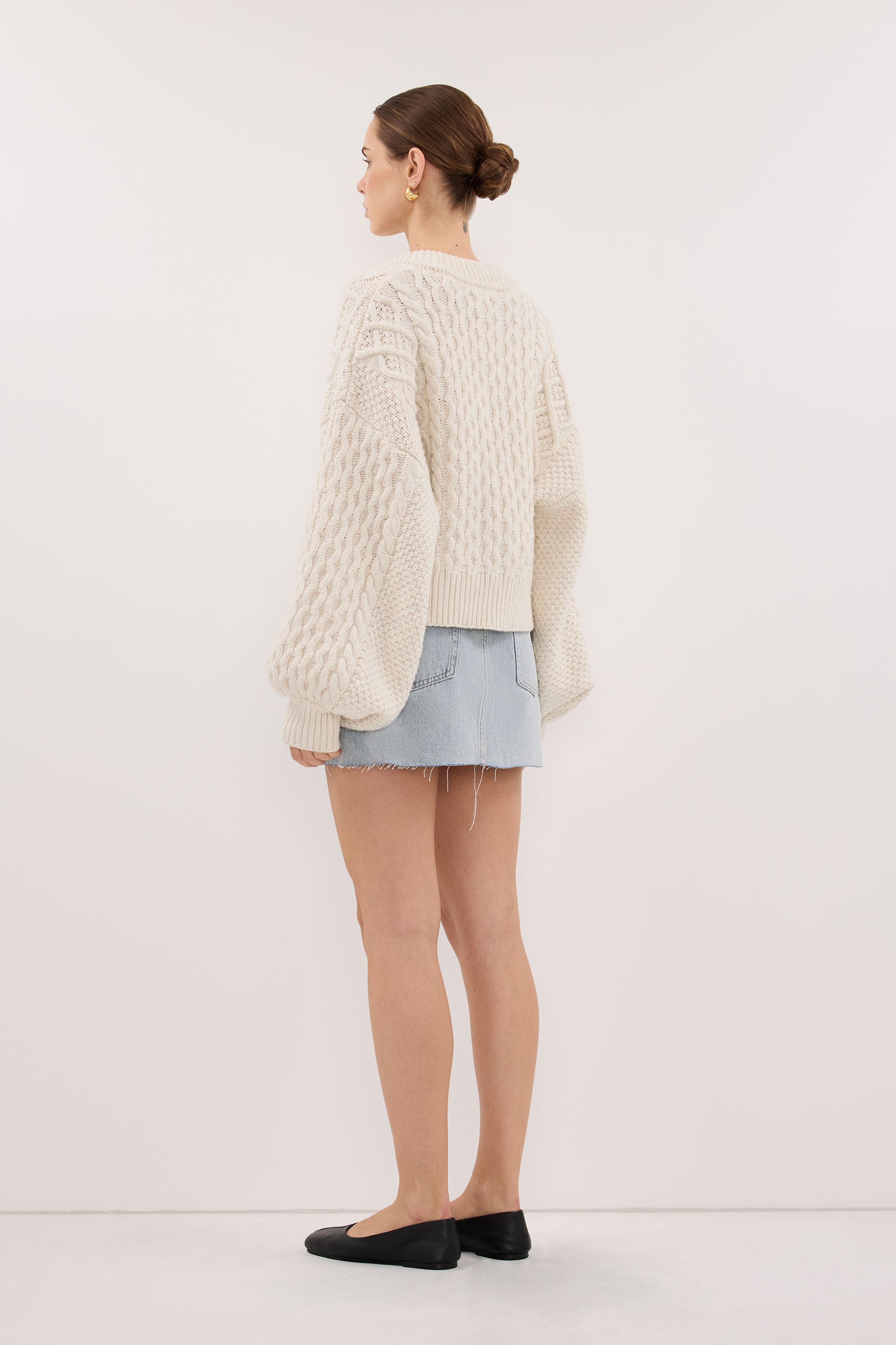 DANA LIGHT RINSE DENIM MINI SKIRT