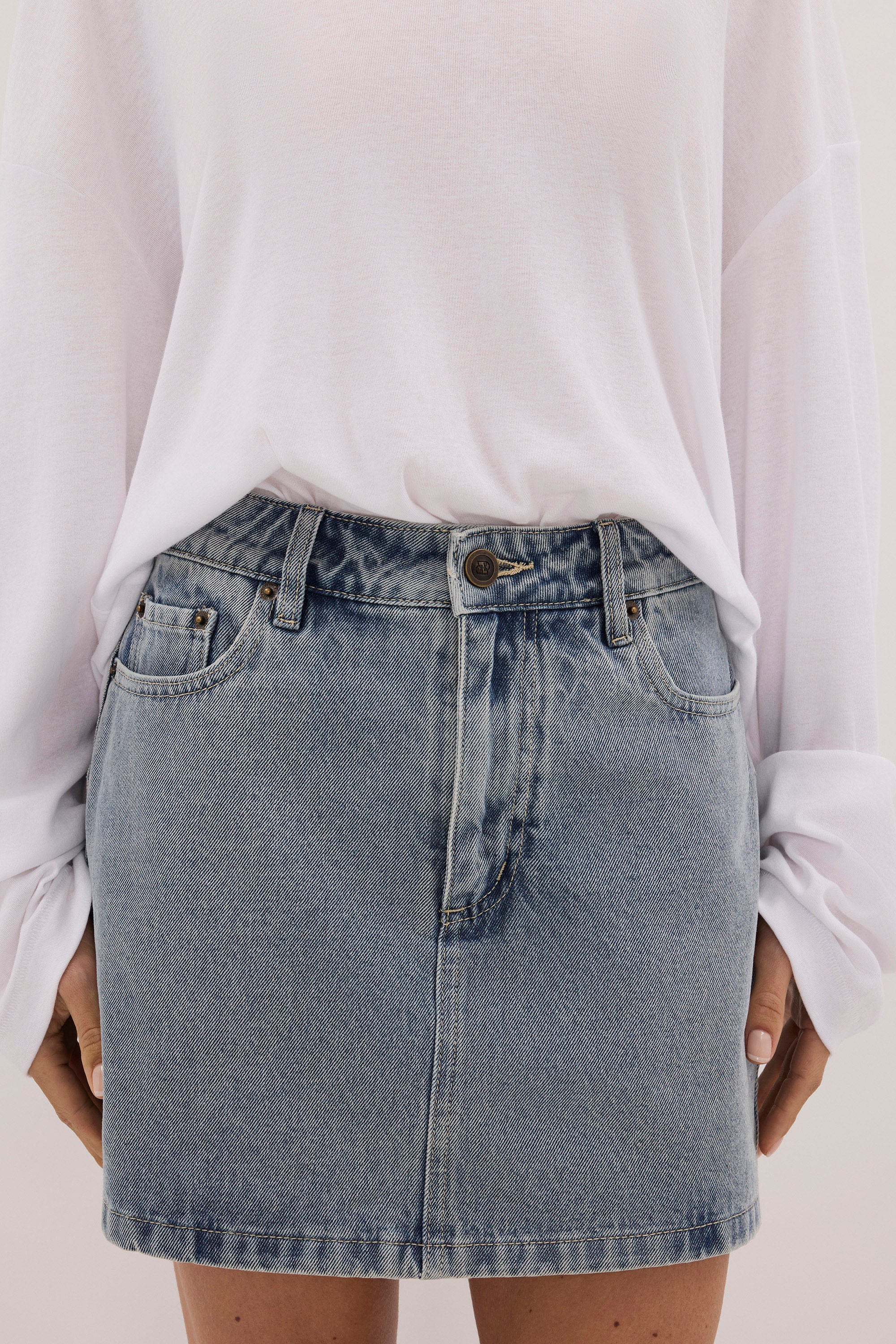 CARTIER LIGHT BLUE DENIM SKORT