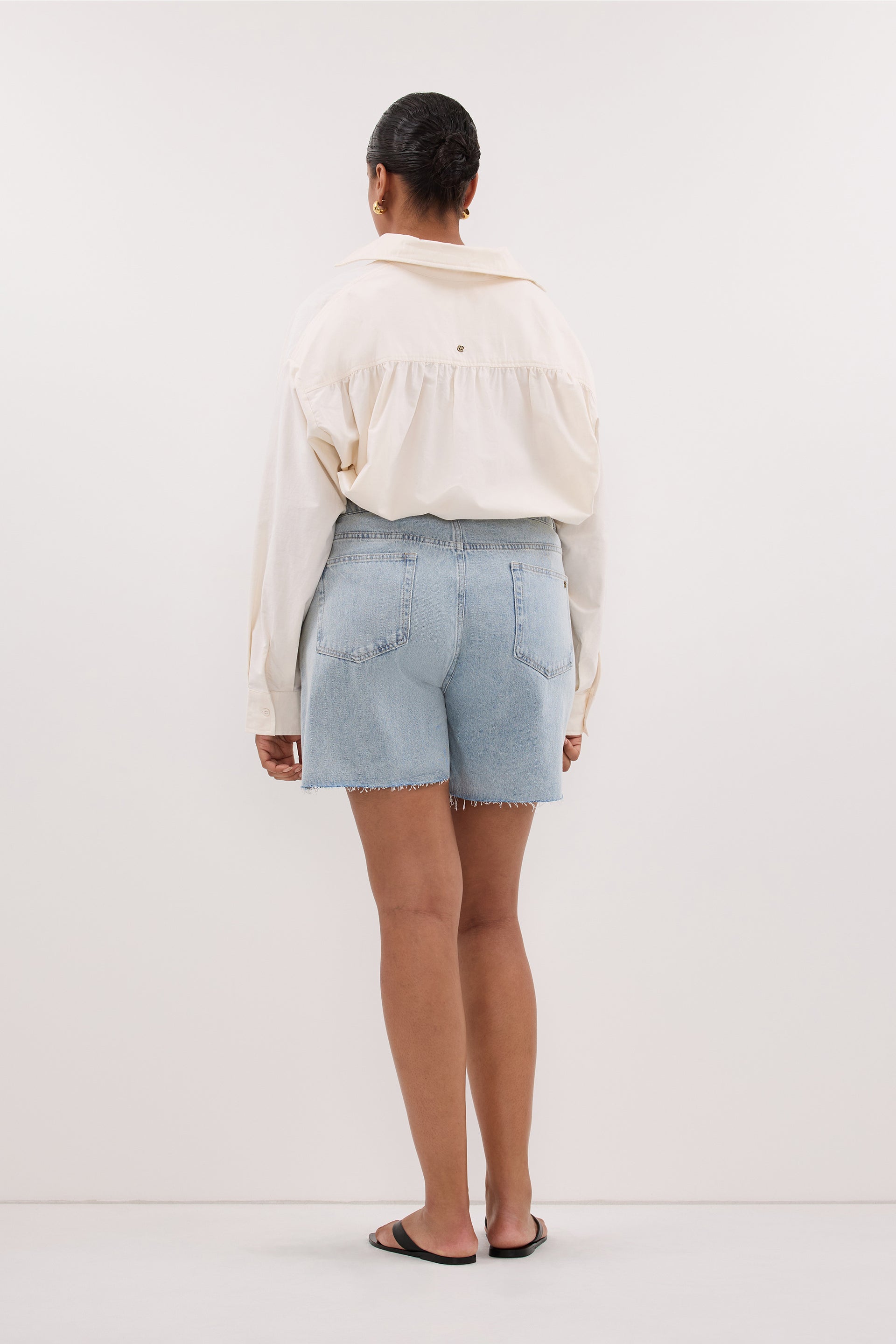 MARLEY LIGHT RINSE DENIM SHORT – DISSH