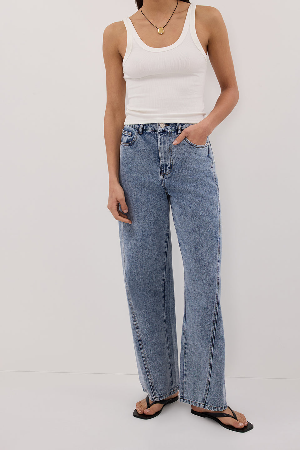 CARSON MID BLUE WIDE LEG JEAN - PRE ORDER Clothing DISSH Boutiques 