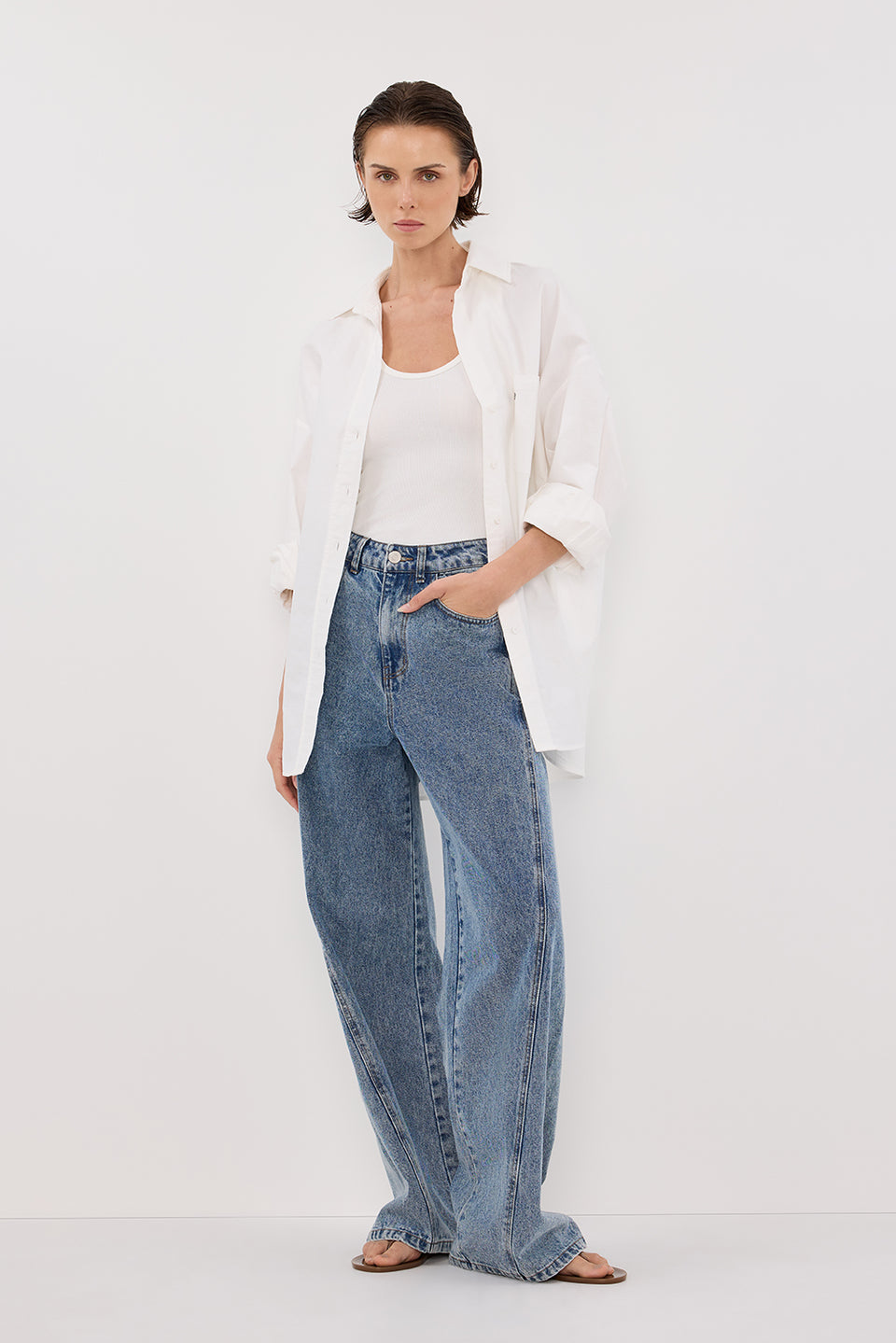 CARSON MID BLUE WIDE LEG JEAN - PRE ORDER Clothing DISSH Boutiques 