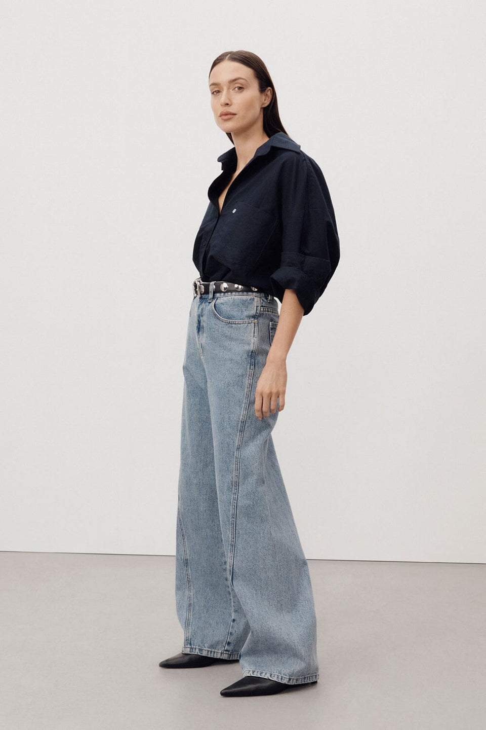 CARSON MID BLUE WIDE LEG JEAN Clothing DISSH Boutiques 