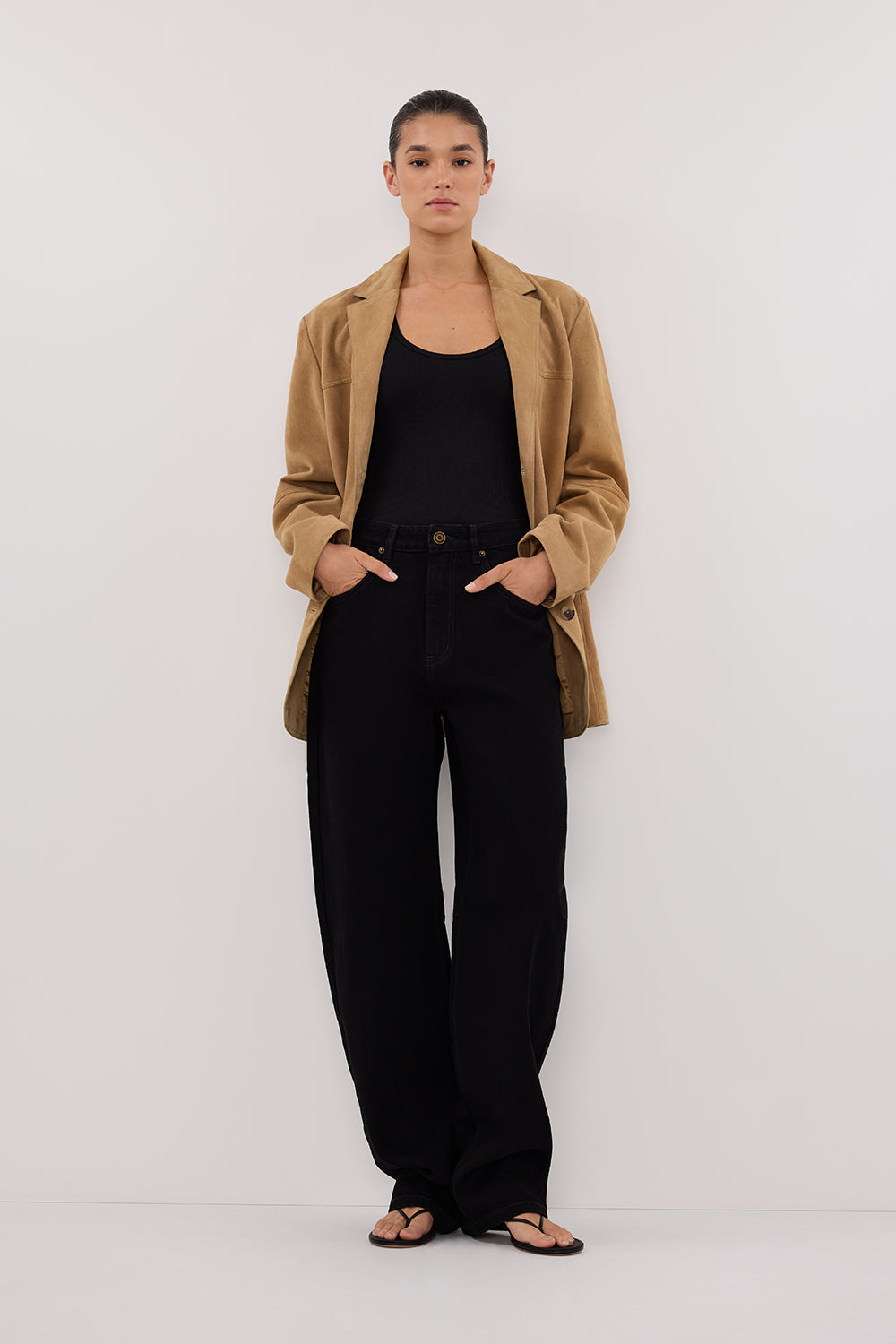 LIV BLACK DENIM BARREL LEG JEAN Clothing DISSH Boutiques 6 BLACK 
