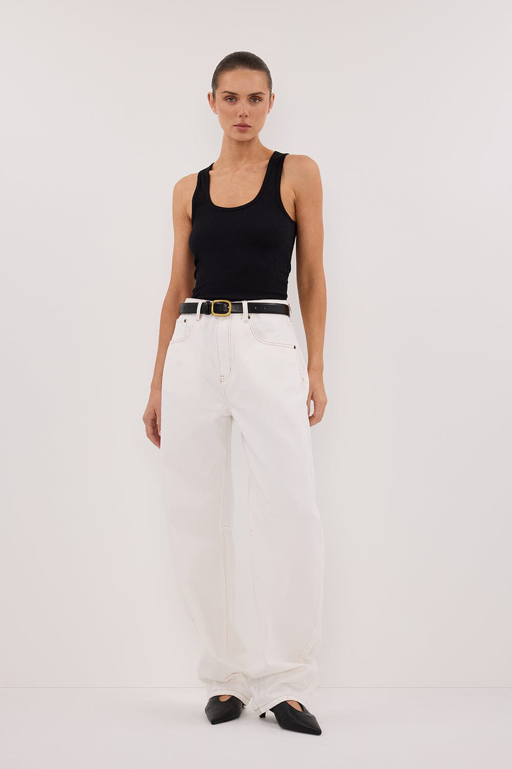 LIV WHITE DENIM BARREL LEG JEAN Clothing DISSH Boutiques 6 WHITE 