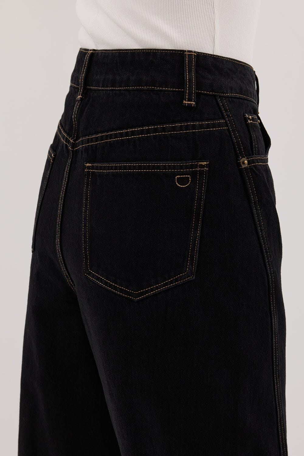 CARSON JET BLACK TALL WIDE LEG JEAN Clothing DISSH Boutiques 