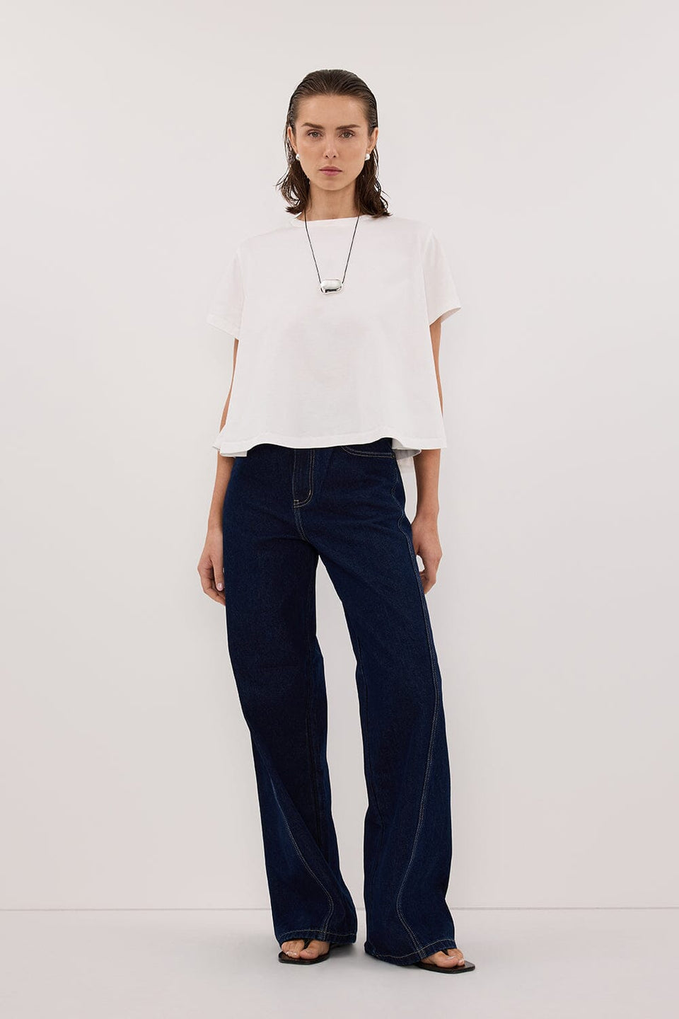 CARSON INDIGO TALL WIDE LEG JEAN Clothing DISSH Boutiques 