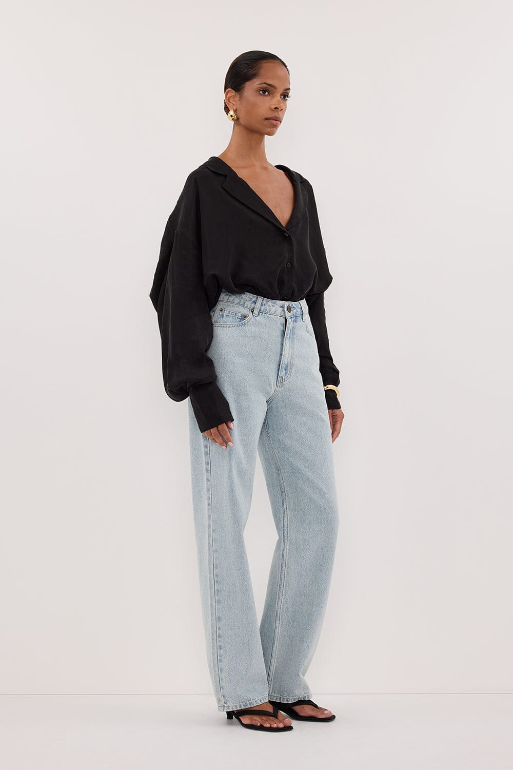 WESTIN LIGHT RINSE TALL STRAIGHT JEAN Clothing DISSH Boutiques 