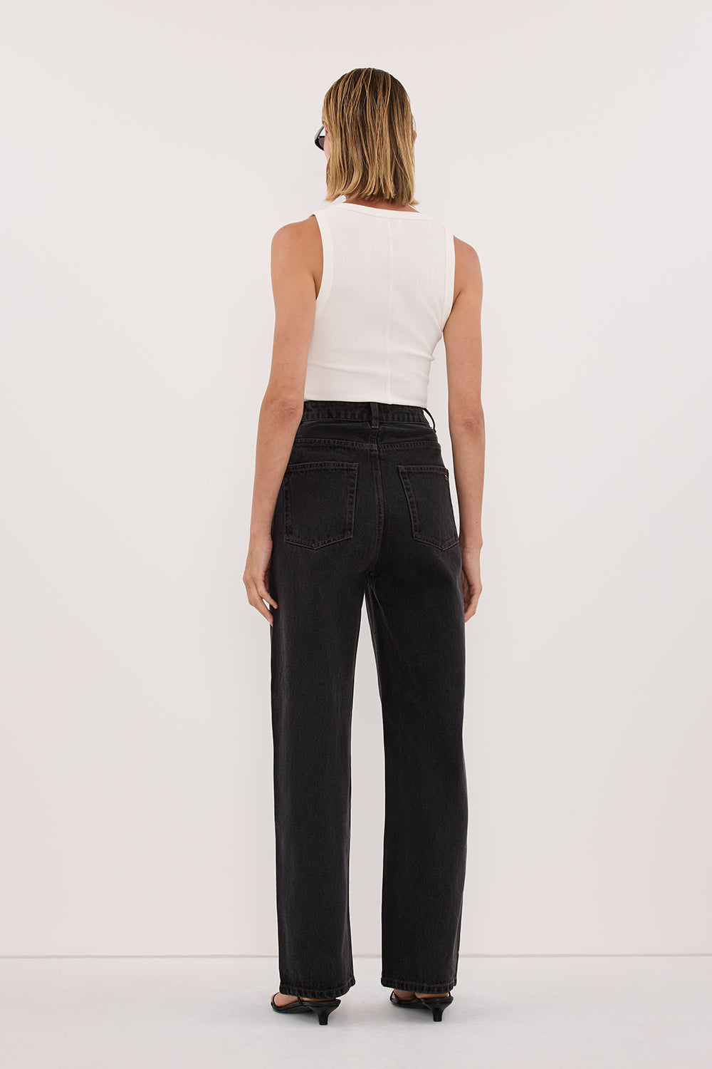 WESTIN BLACK RINSE STRAIGHT JEAN