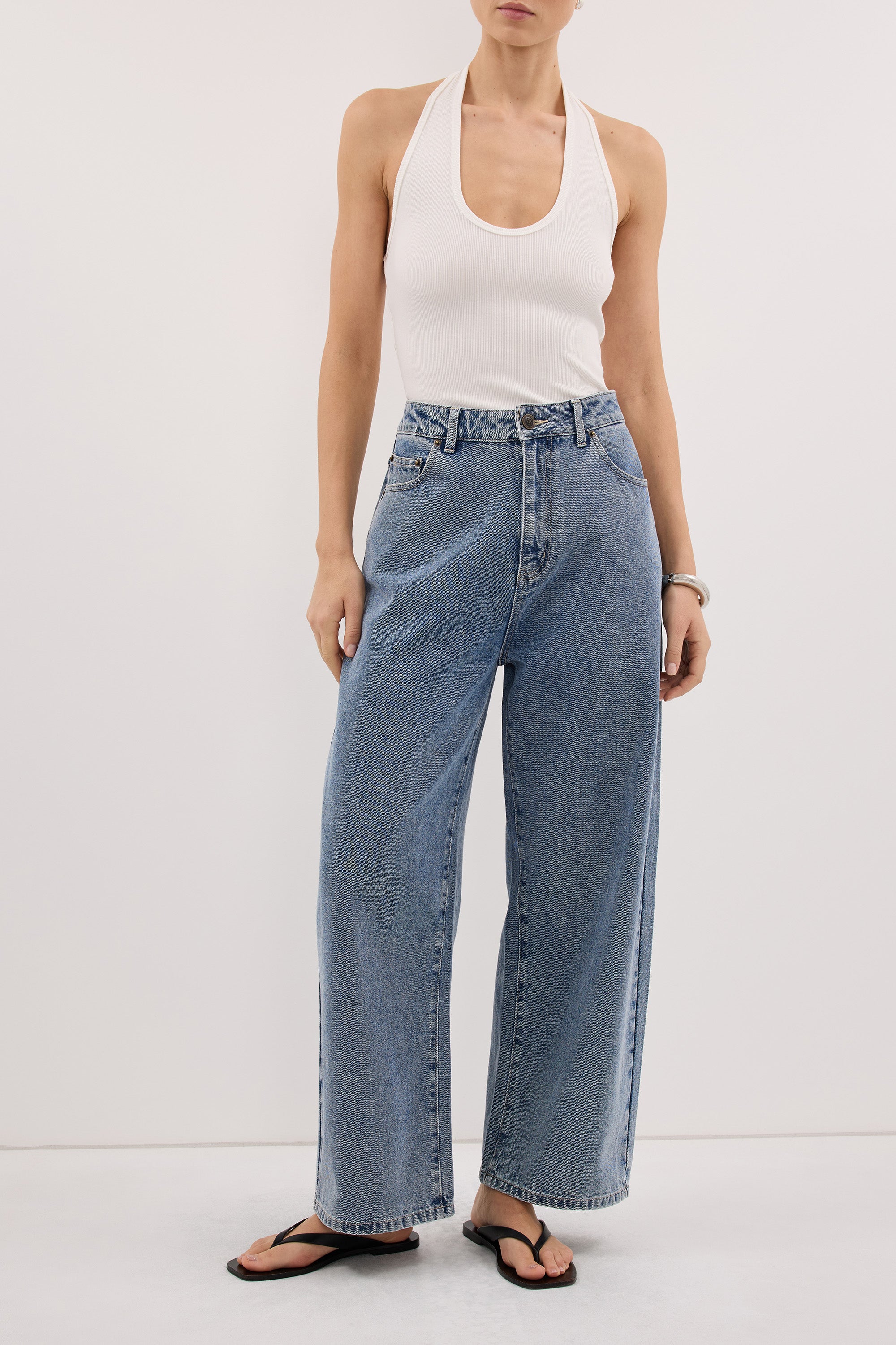 FRANK MID BLUE RELAXED BARREL JEAN