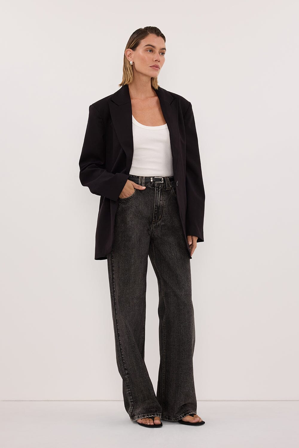 REAGAN 2.0 WASHED BLACK SLOUCHY JEAN