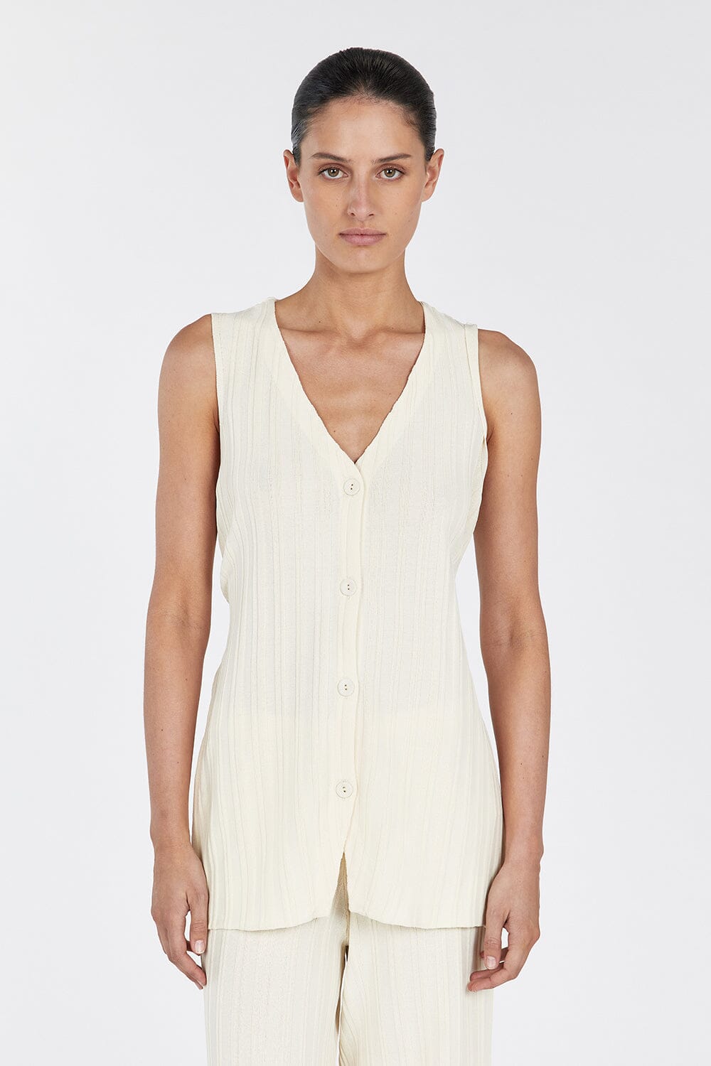SYLVIA CREAM LONGLINE VEST Clothing DISSH Boutiques 
