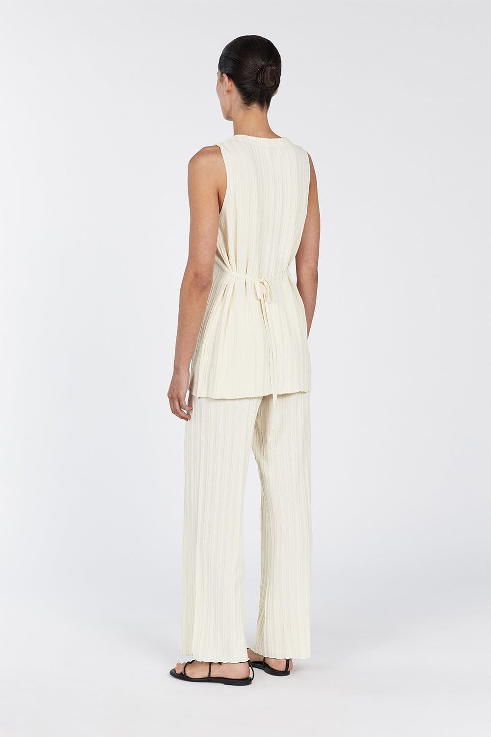 SYLVIA CREAM LONGLINE VEST Clothing DISSH Boutiques 
