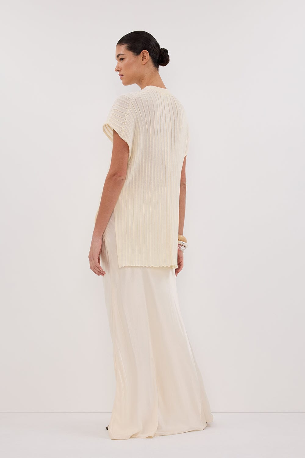 JADE CREAM SLEEVELESS KNIT TOP Clothing DISSH Boutiques 