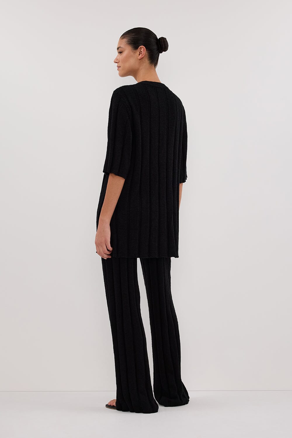 JAZZ BLACK BUTTON KNIT SHIRT Clothing DISSH Boutiques 
