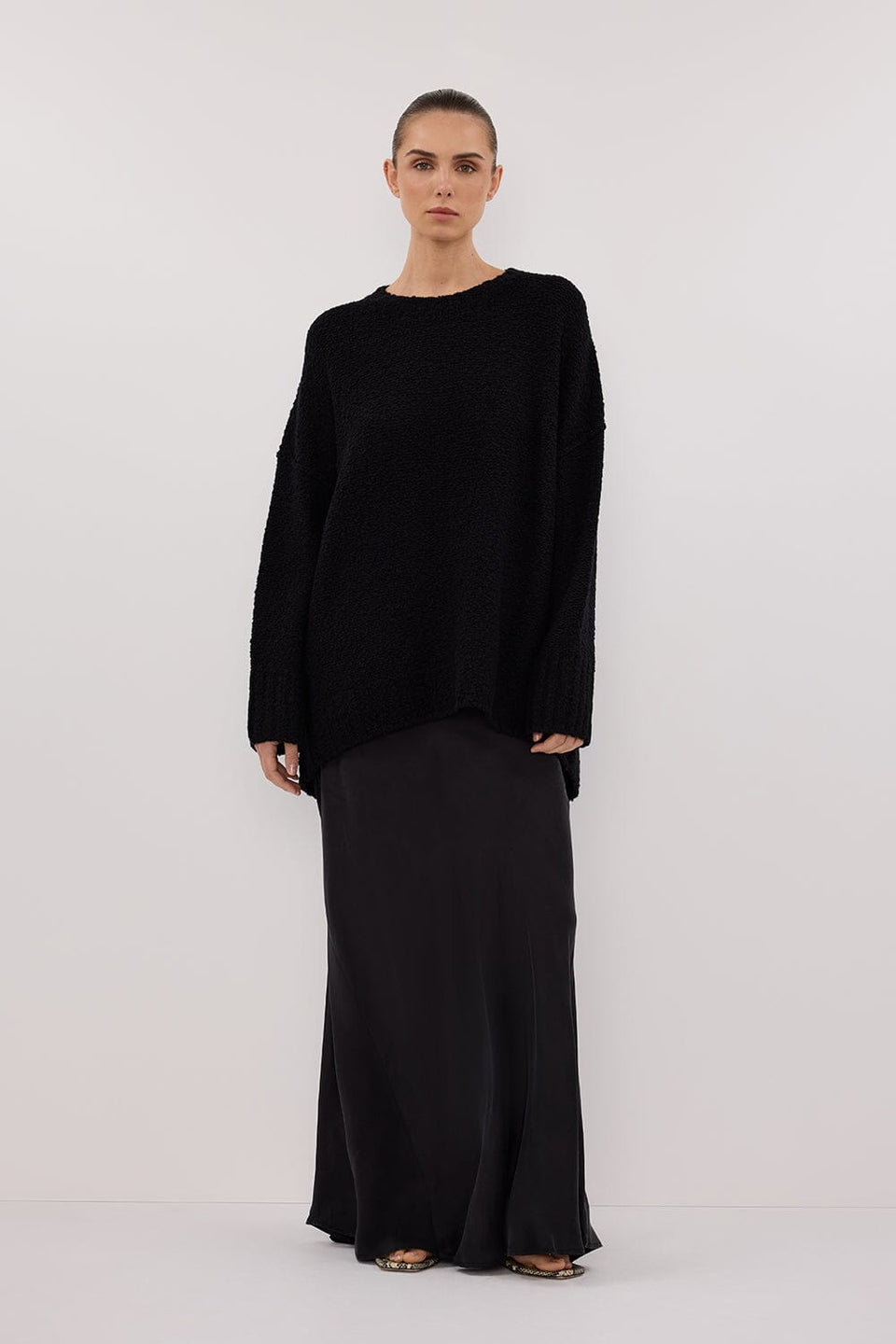 CICI BLACK LONGLINE JUMPER Clothing DISSH Boutiques 