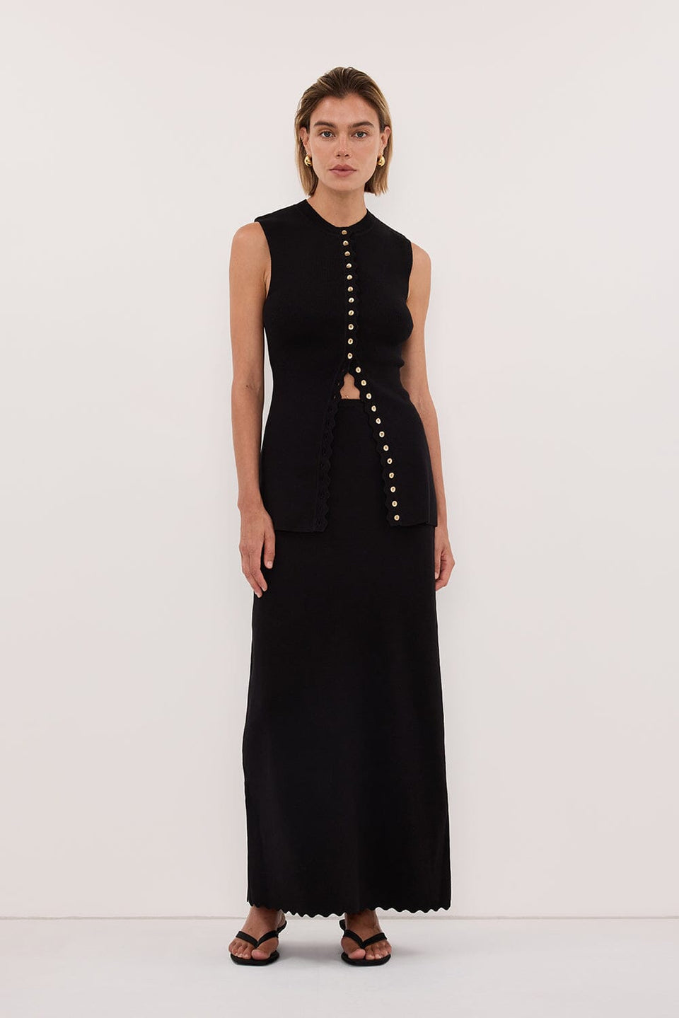 ZOE BLACK SCALLOPED KNIT VEST