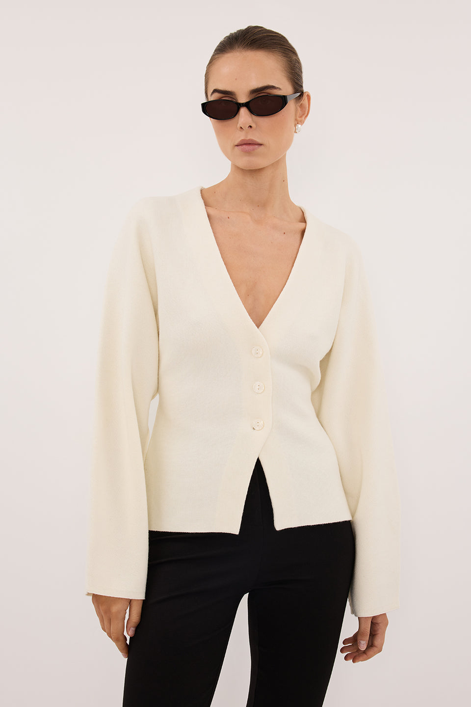 ISLA CREAM V NECK CARDIGAN
