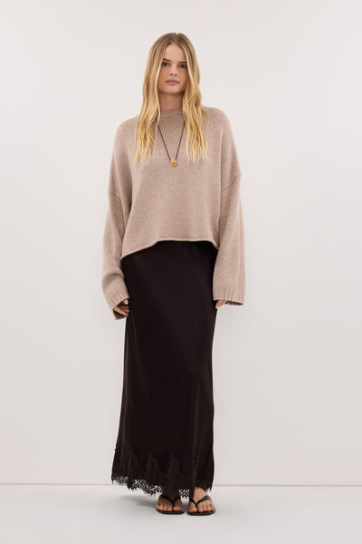 Zoe wearing ADELINE OAT MARLE CASHMERE BLEND KNIT JUMPER