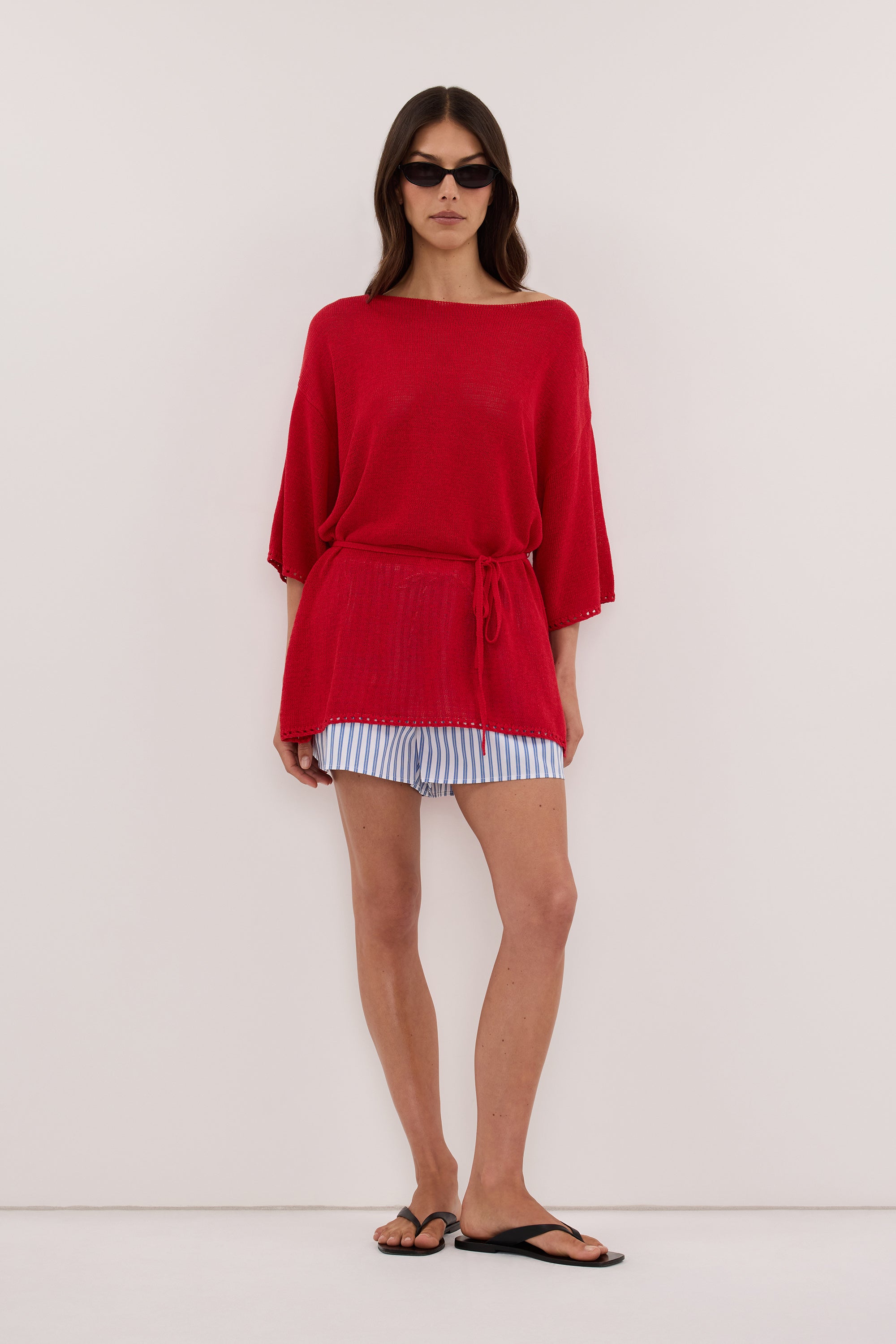 TARI RED BOAT NECK TEE