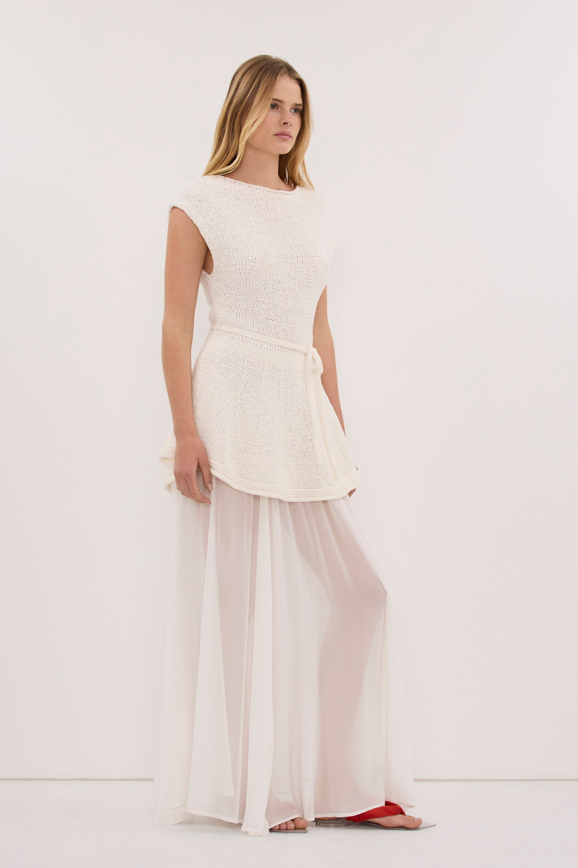 MIREYA OFF WHITE KNIT PEPLUM TOP