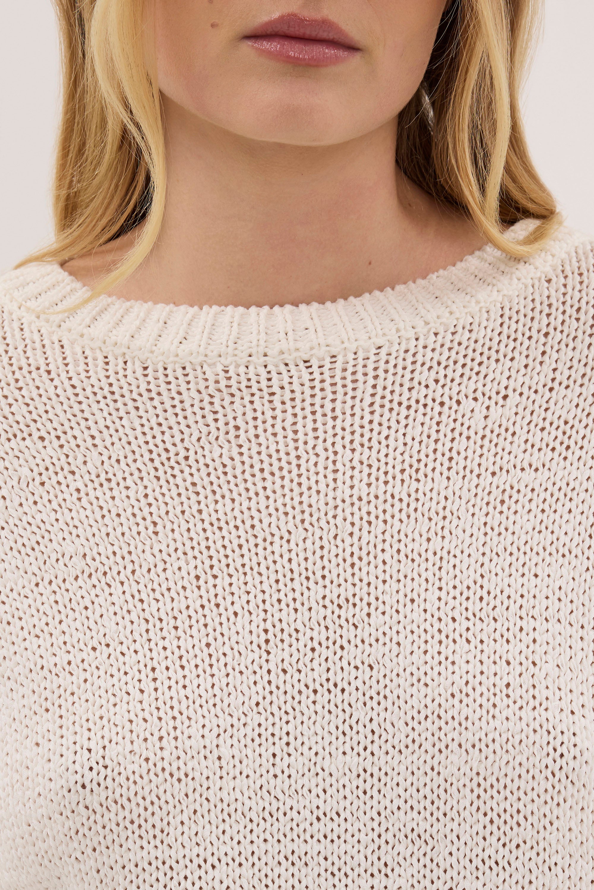 MIREYA OFF WHITE KNIT PEPLUM TOP