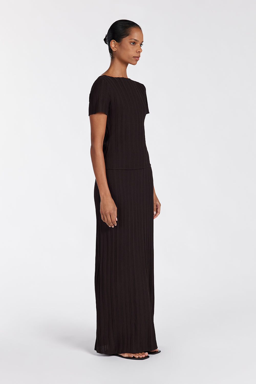 SYLVIA BITTER CHOC KNIT MIDI SKIRT Clothing DISSH Boutiques 