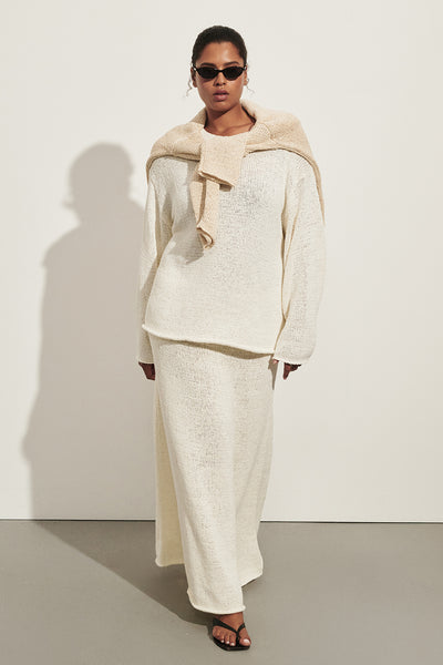 Amanda wearing MIREYA OFF WHITE KNIT MAXI SKIRT