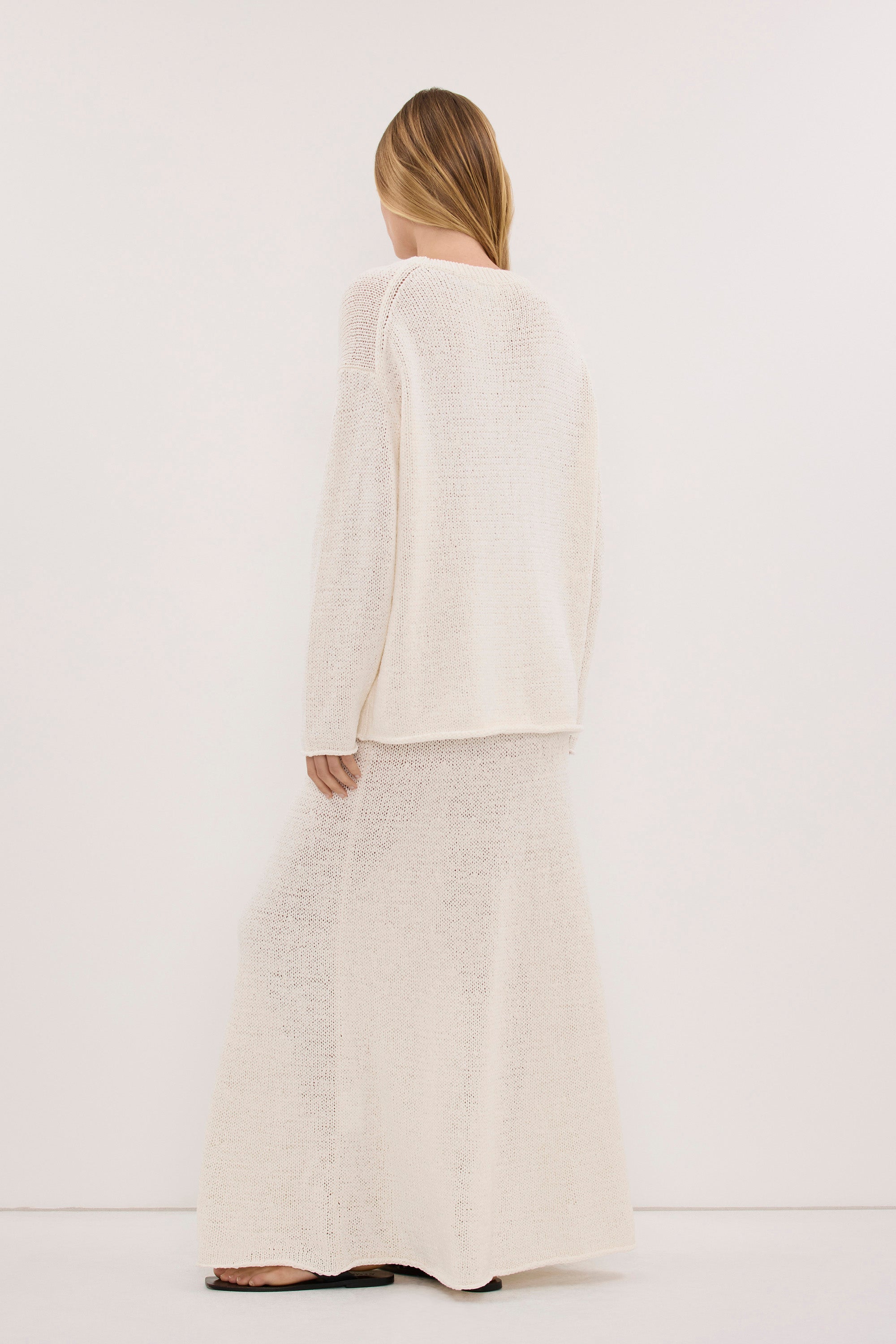 MIREYA OFF WHITE KNIT MAXI SKIRT