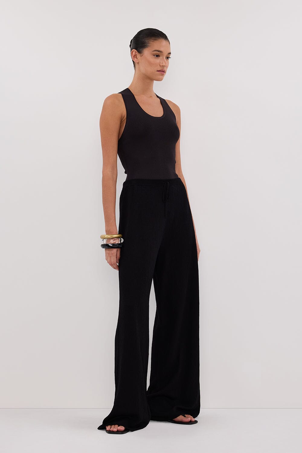 ALIAS BLACK TEXTURED KNIT PANT Clothing DISSH Boutiques 